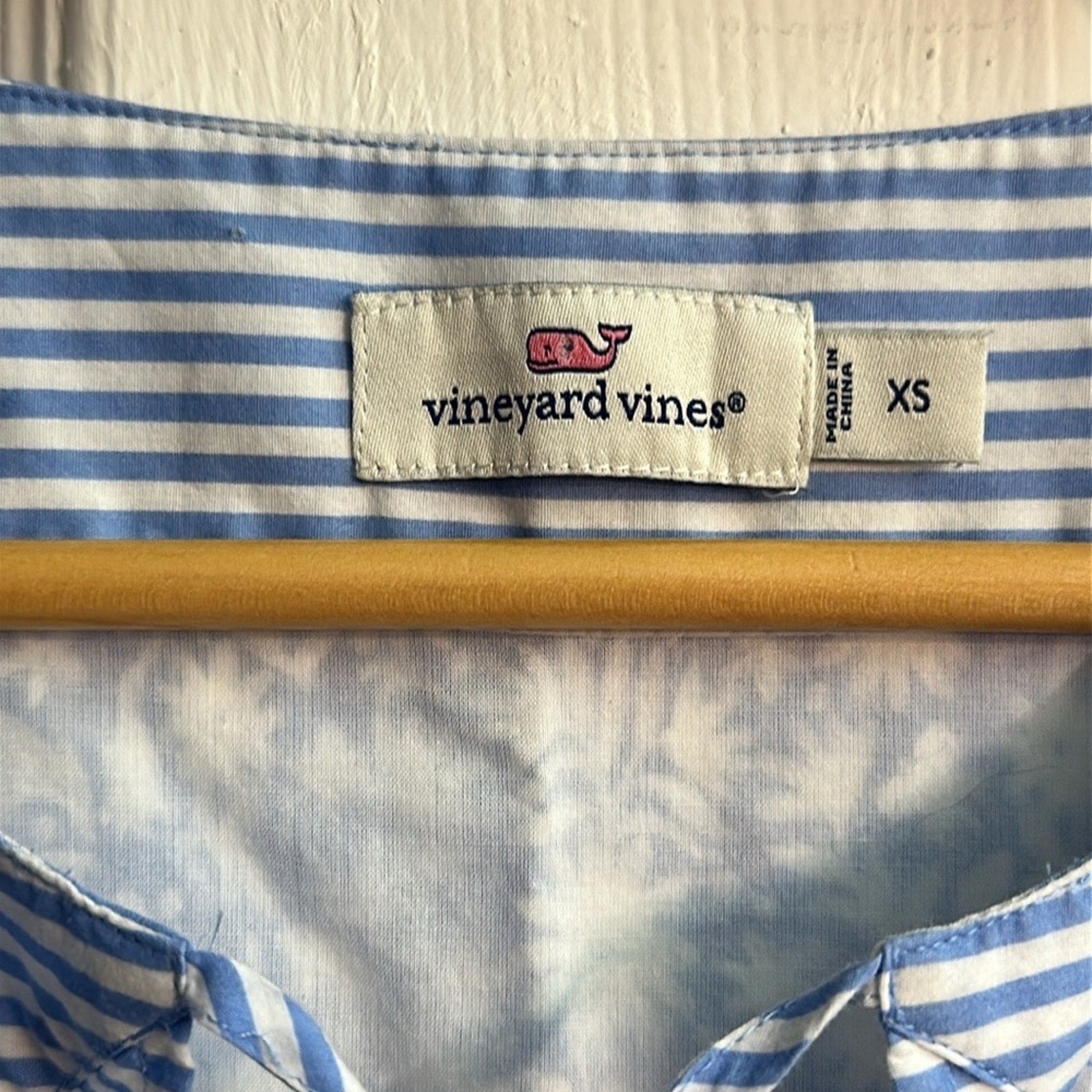 Vineyard Vines blue floral dress - size XS