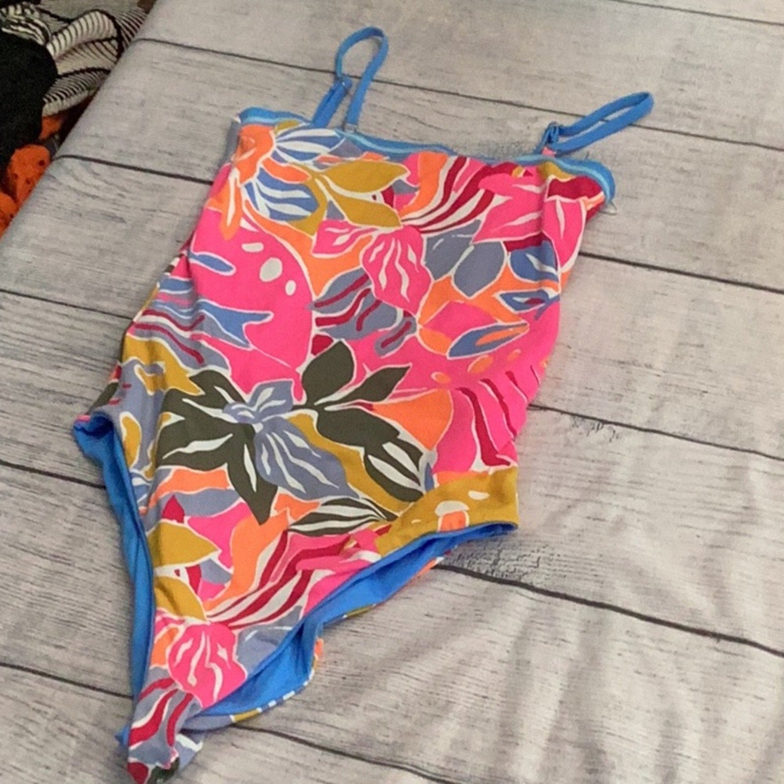 NWT Maaji Reversable Bluetooth Cancun One Piece Strapless Swimsuit - size large