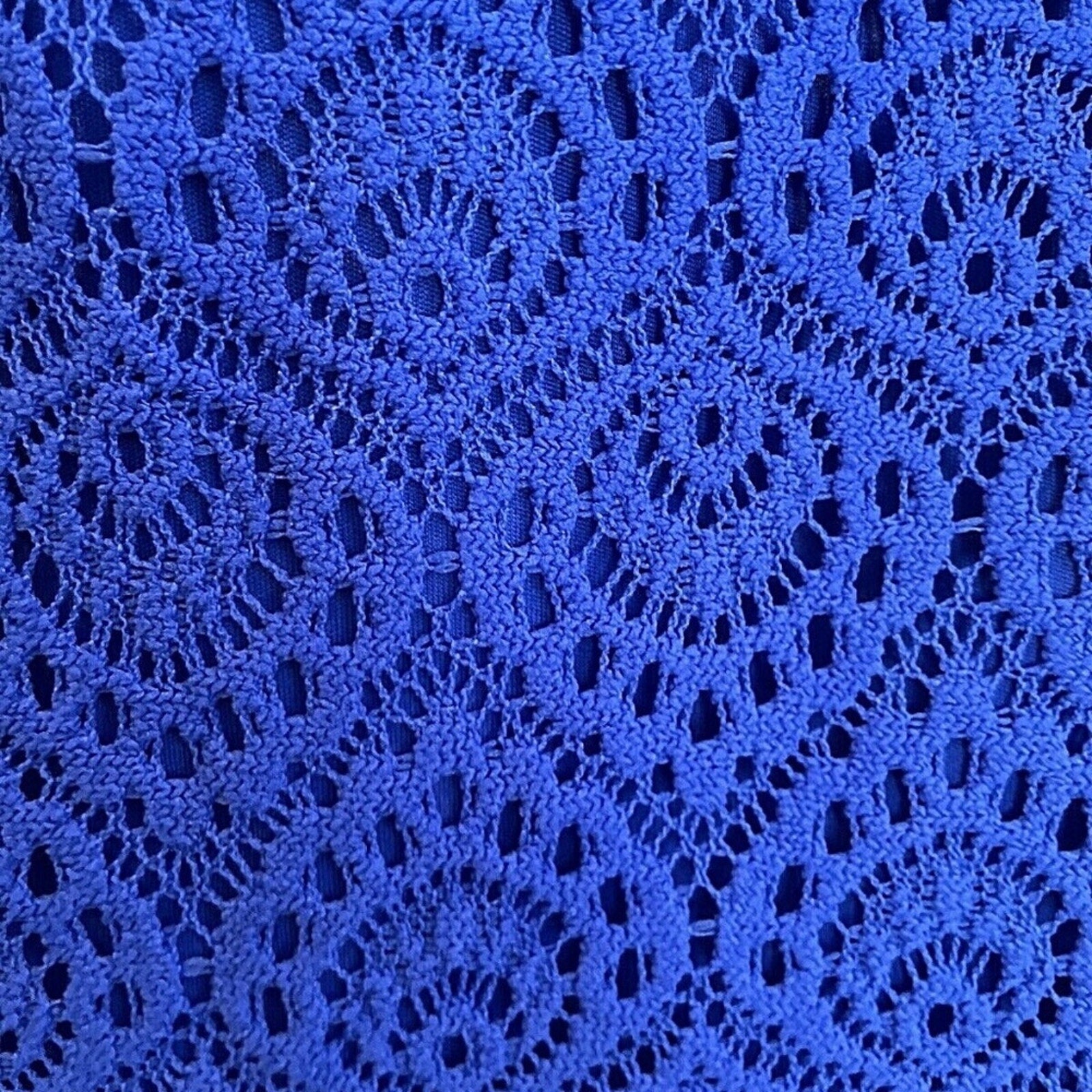 Lilly Pulitzer Avalon Maxi Dress in Beach Bungalow Lace Baha Blue - size Large