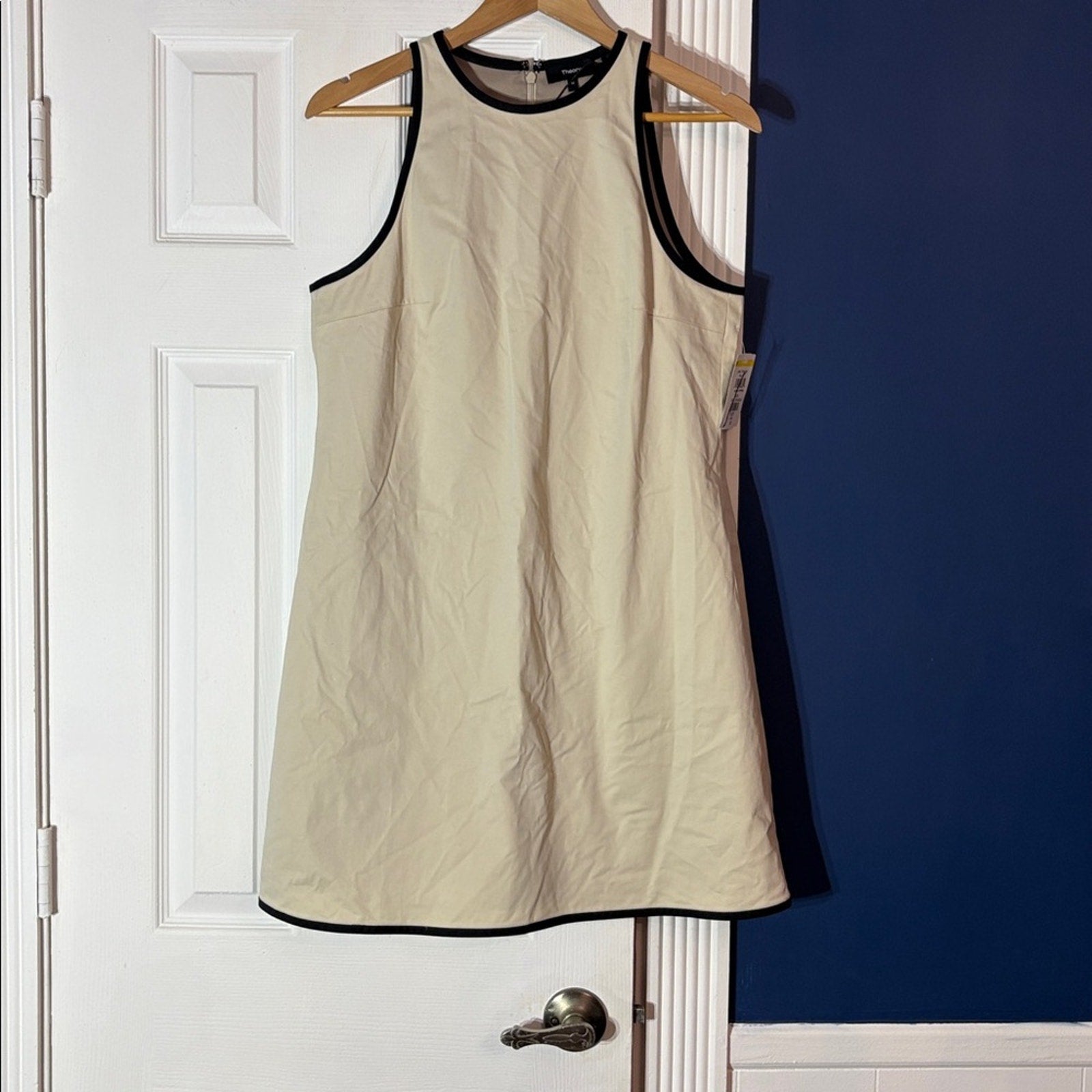 NEW Theory Contrast Trim Shift Dress - size 10