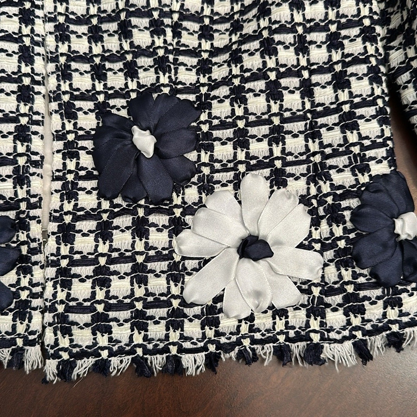 Carlisle navy white floral tweed jacket - size 8