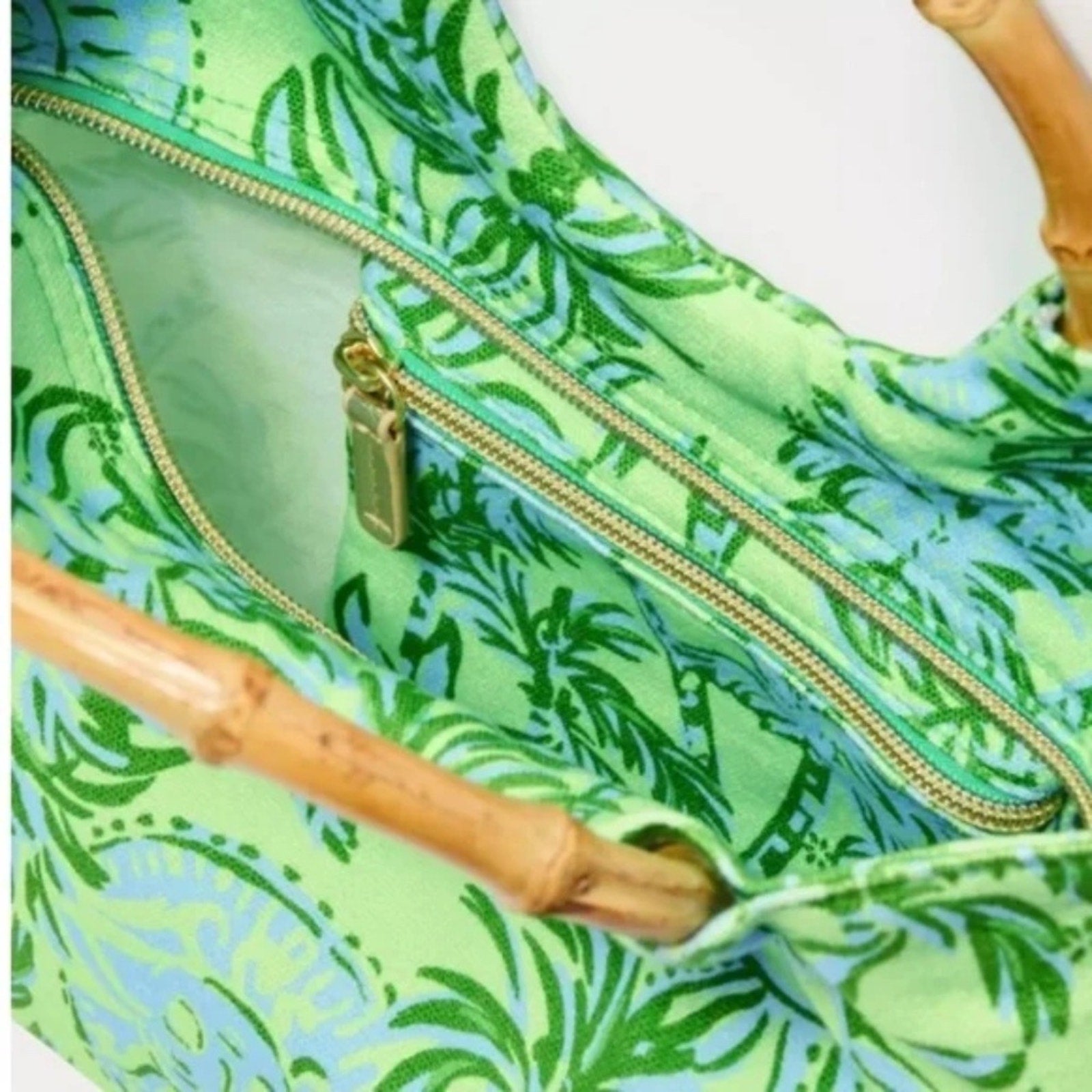 NEW Lilly Pulitzer Bamboo Bag in Cool Mint Catchin Rays