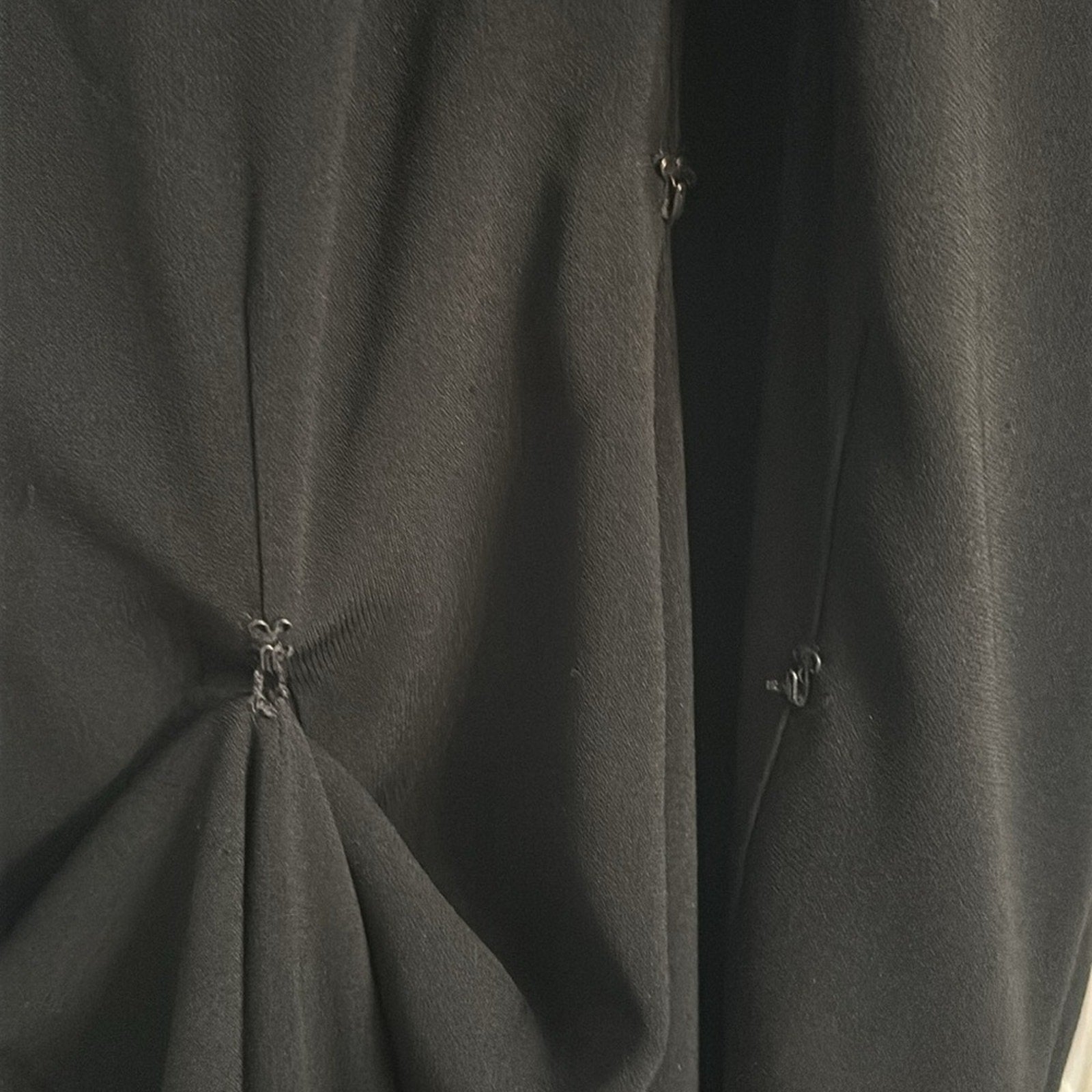 Talbot Runhof size 2 Crepe Gown