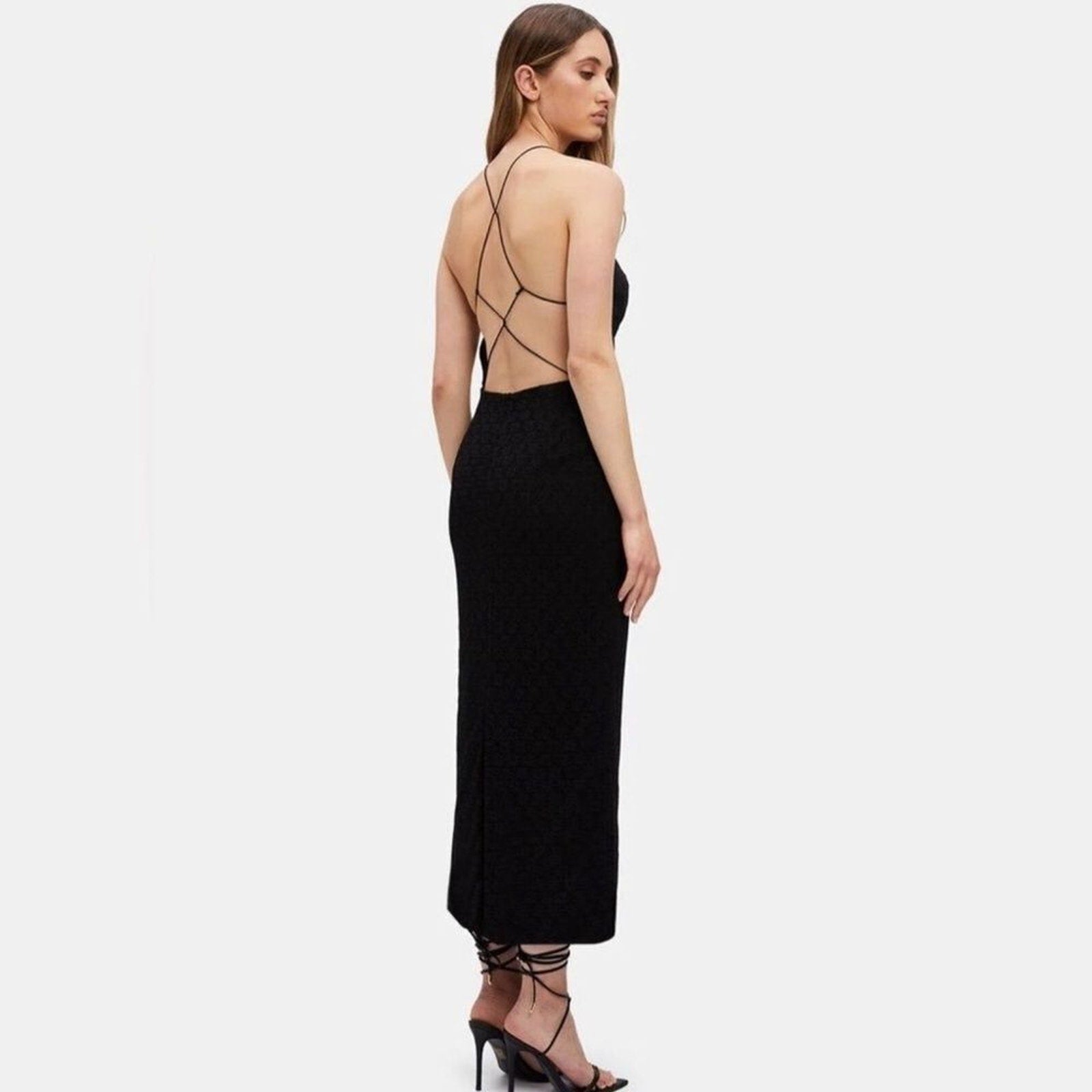 NWT Bardot Chameleon Lace Halter Open Back Midi Dress In Black - L
