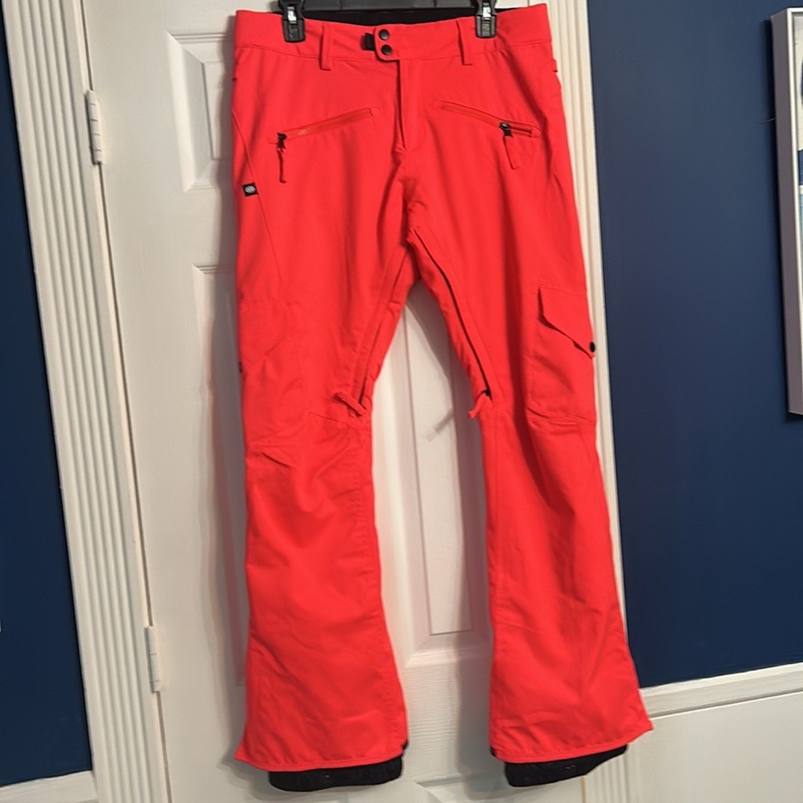 686 Women Mistress Insulated Cargo Snowboard Pants - size Large