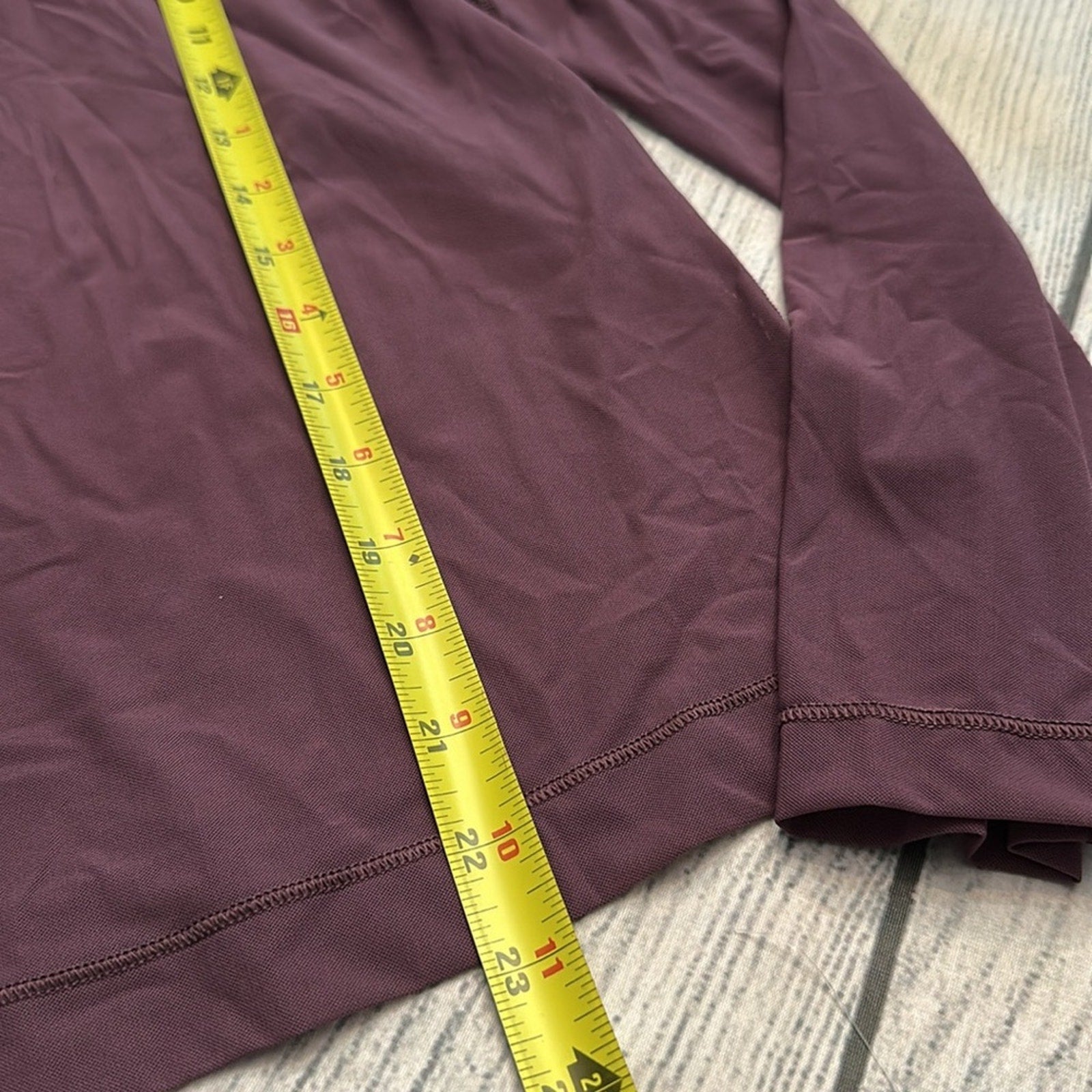 Lululemon size 2 Mesh Keyhole Top - Grape