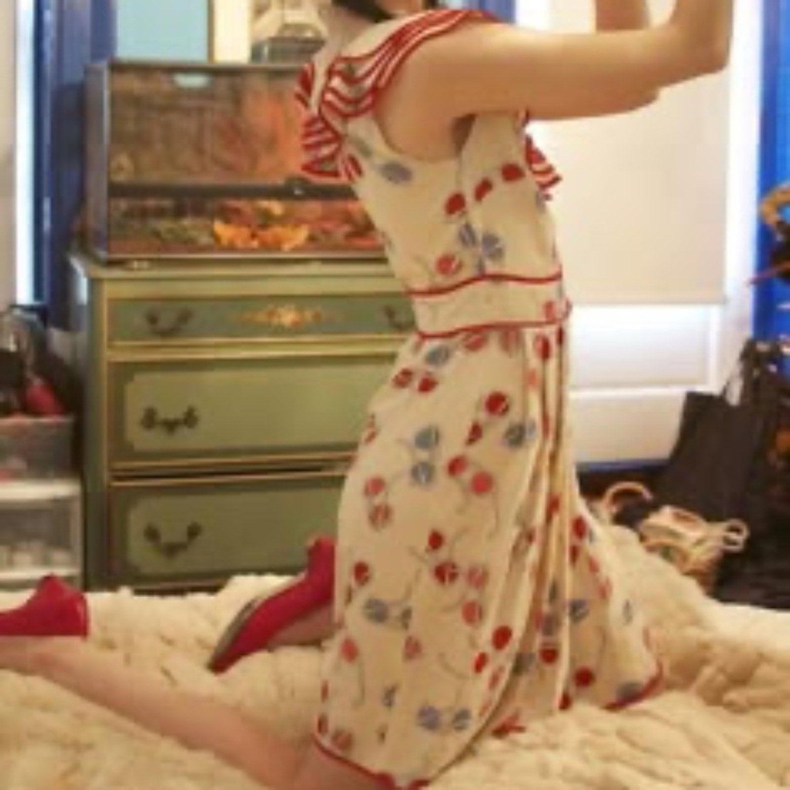 Kate Spade Avery Sunglasses Fun Dress Size 6 Silk Dress