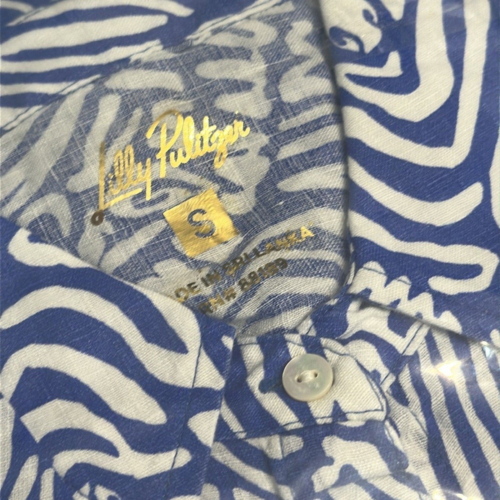 NEW Lilly Pulitzer SEA VIEW BUTTON DOWN, MARTINIQUE BLUE ZEE BEBE - size small