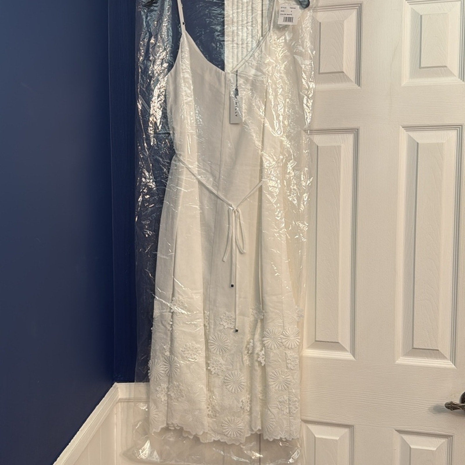 NWT MILLY Becca 3-D Cotton Embroidered Dress - 6