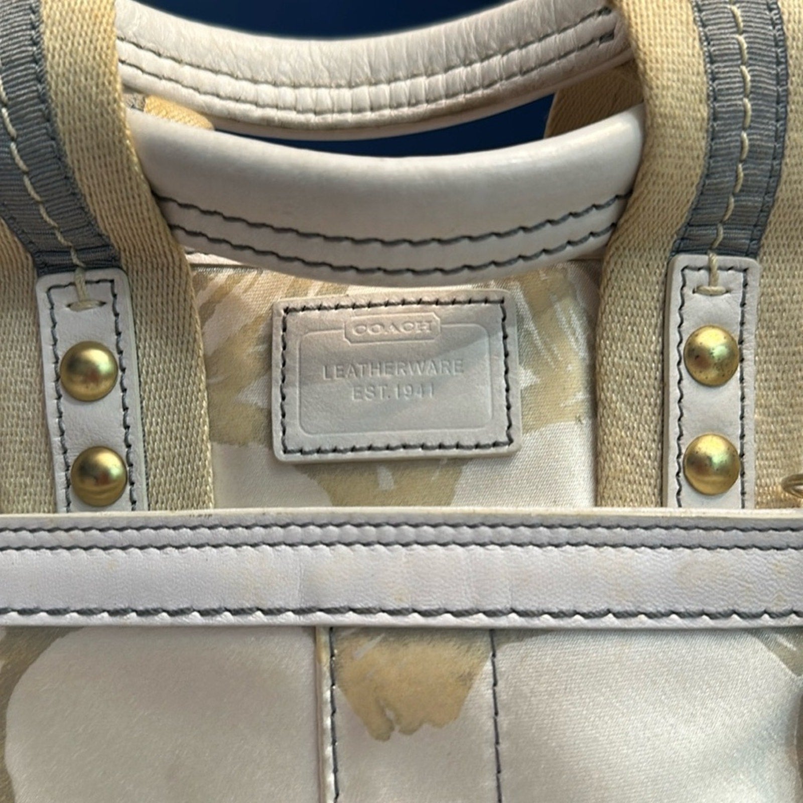 Coach hand bag Y2K white