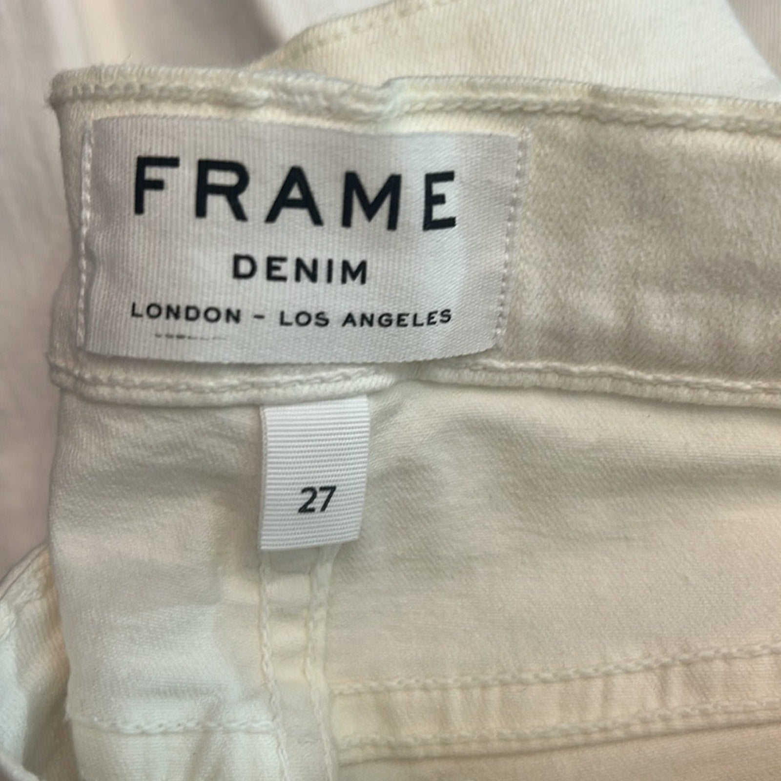 FRAME Denim Blanc Le Skinny De Jeanne Mid Rise Distressed White Jean - size 27