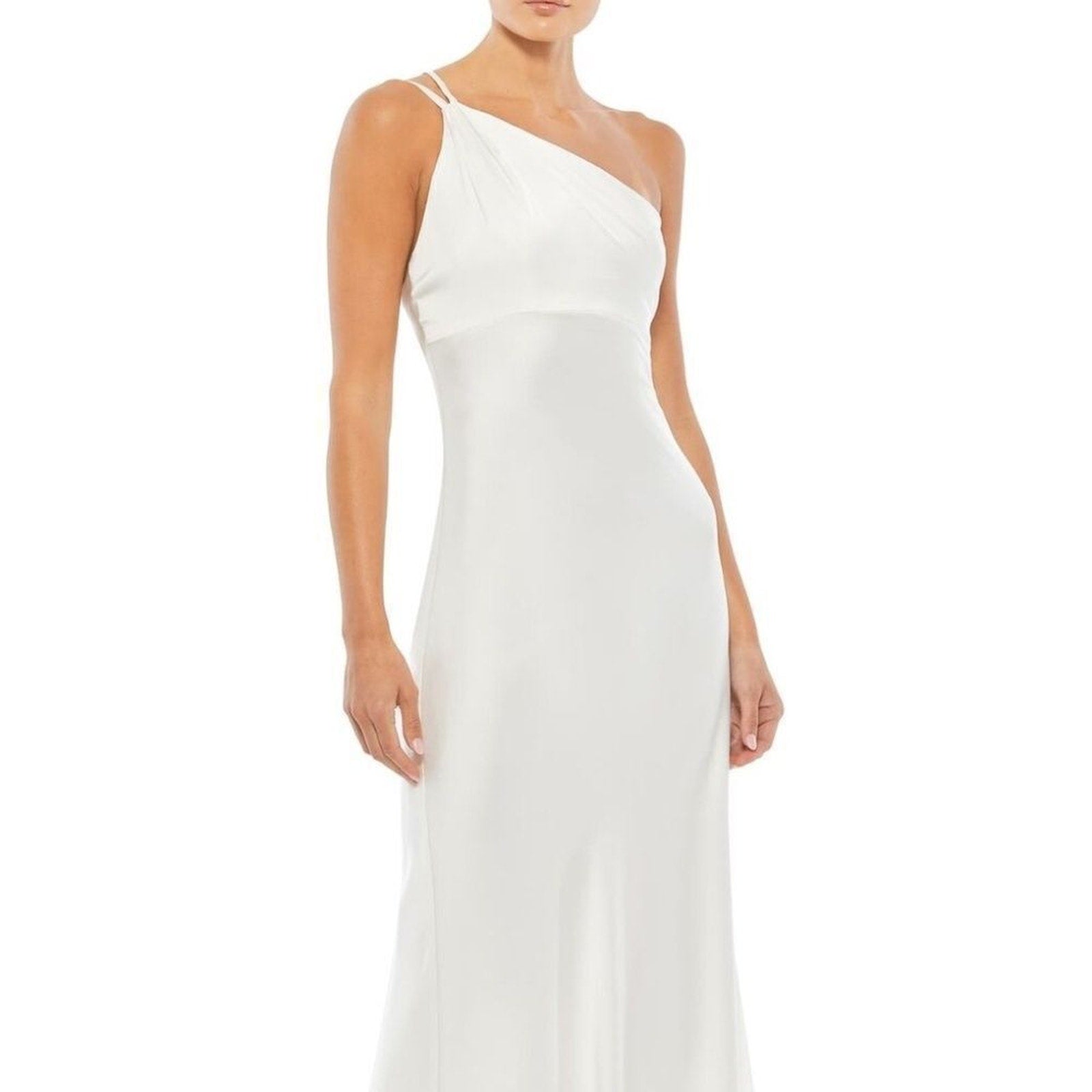 NEW Ieena Mac Duggal One-Shoulder Satin Sheath Gown White - size 6