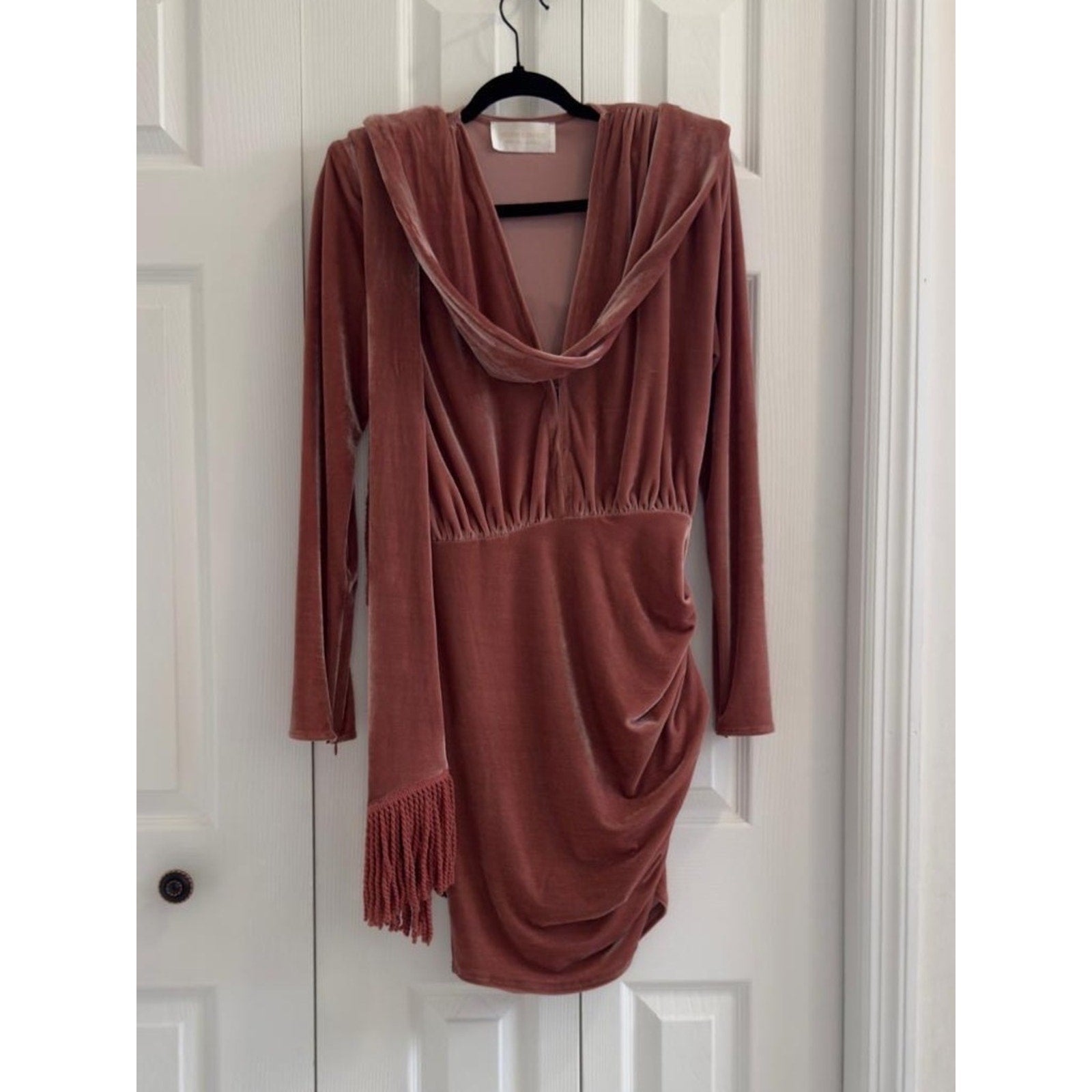 Bronx And Banco Women's Pink Rihanna Velvet V-Neck Mini Dress - M 🌟