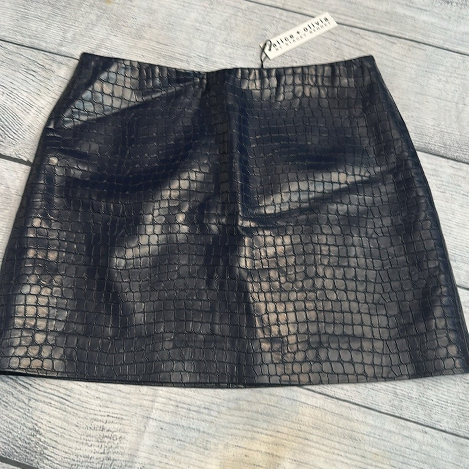 NWT Alice + Olivia Rubi Croc-Embossed Faux Leather Mini Skirt - 4