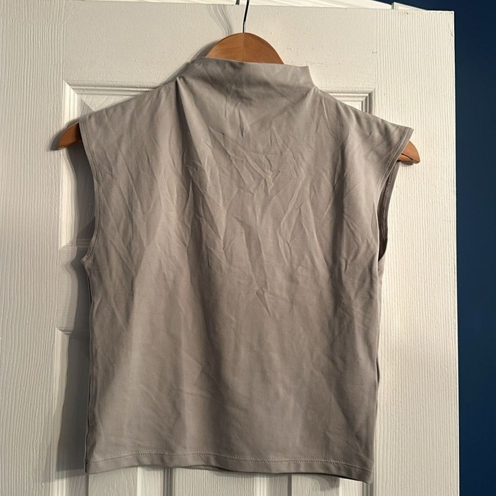 NWT Madewell Funnelneck Cropped Muscle Tee Weathered Concrete Gray - size M