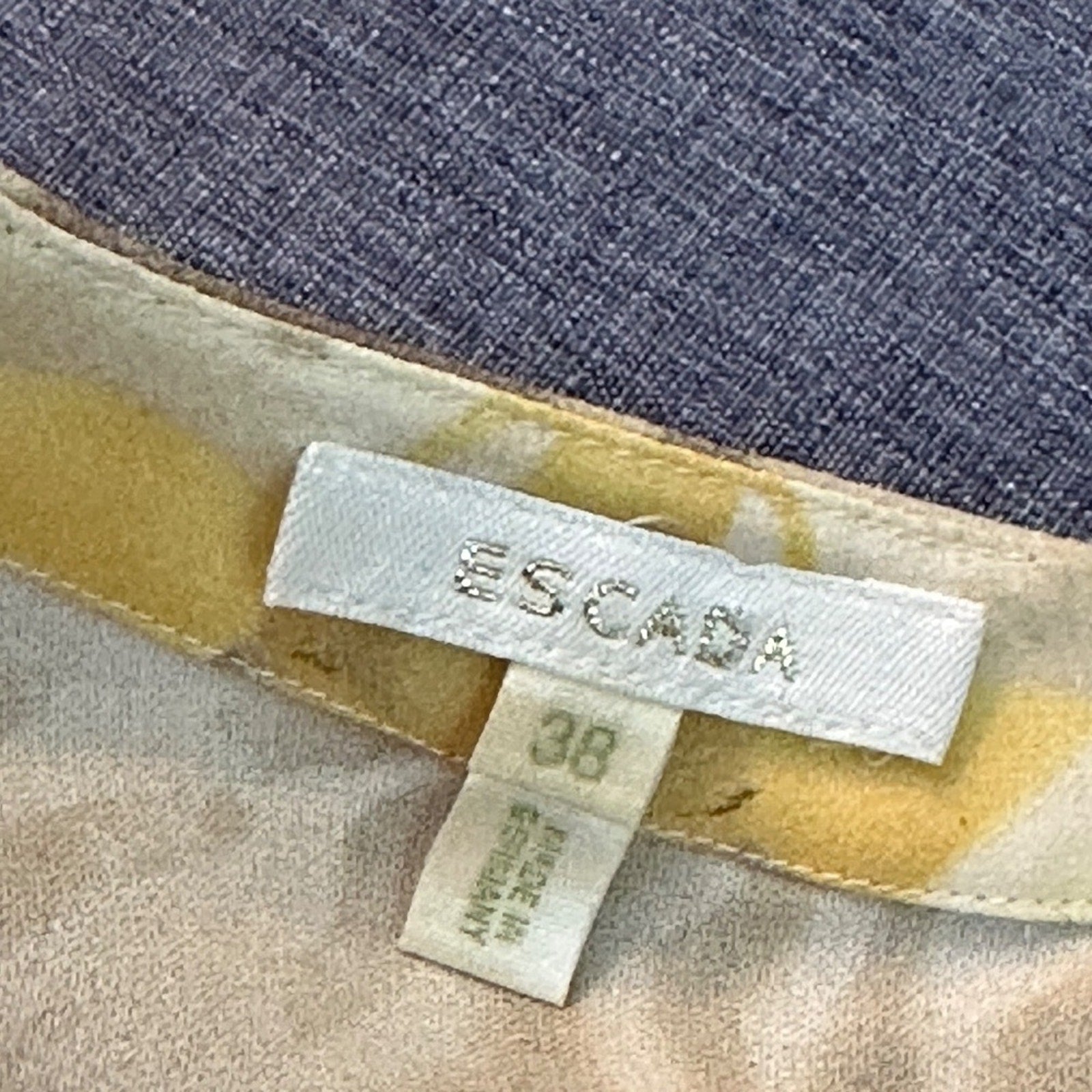 Escada Silk Orchids blouse - size 38 DE (US size 8)