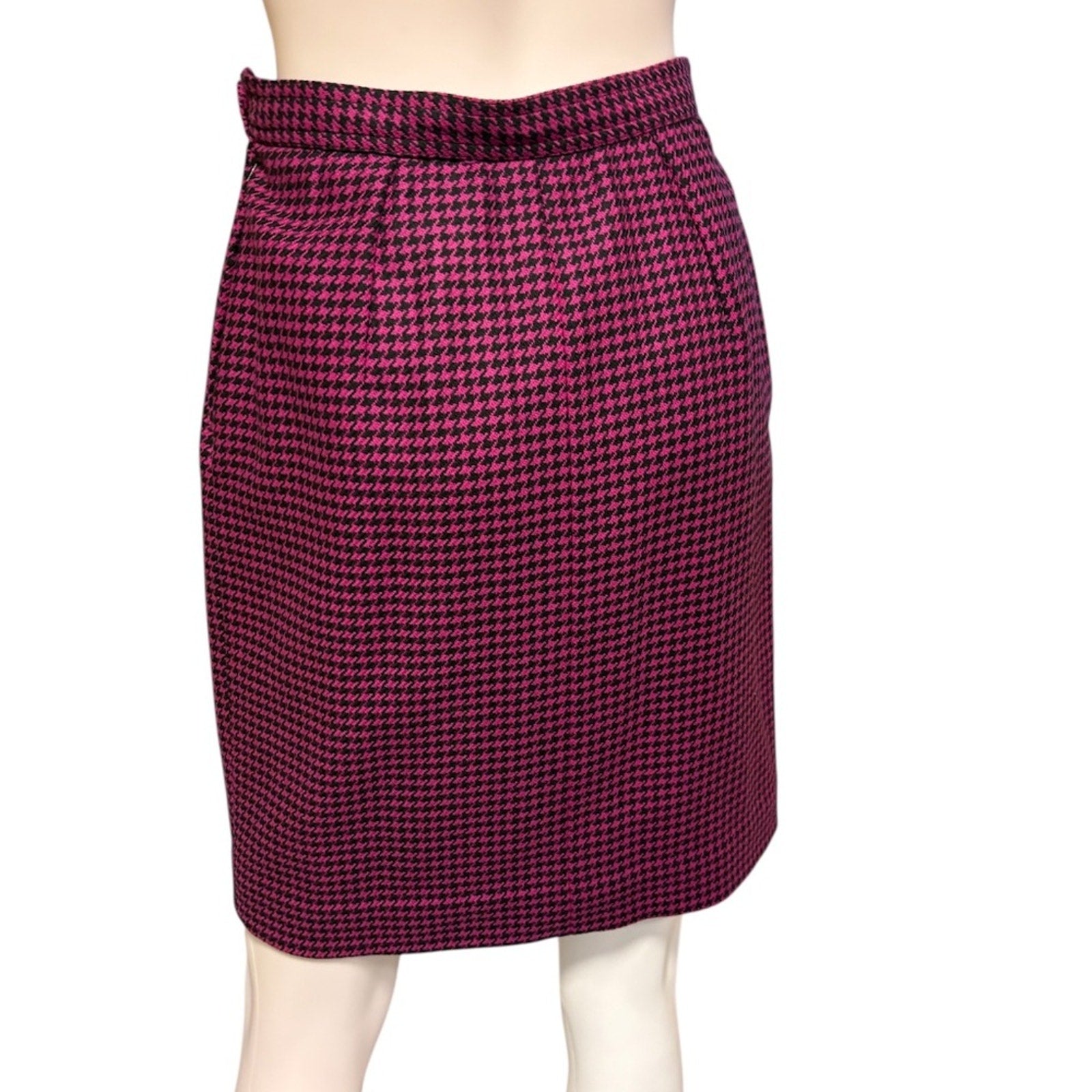 Valentino vintage Houndstooth wool skirt - size 40 (US 6)