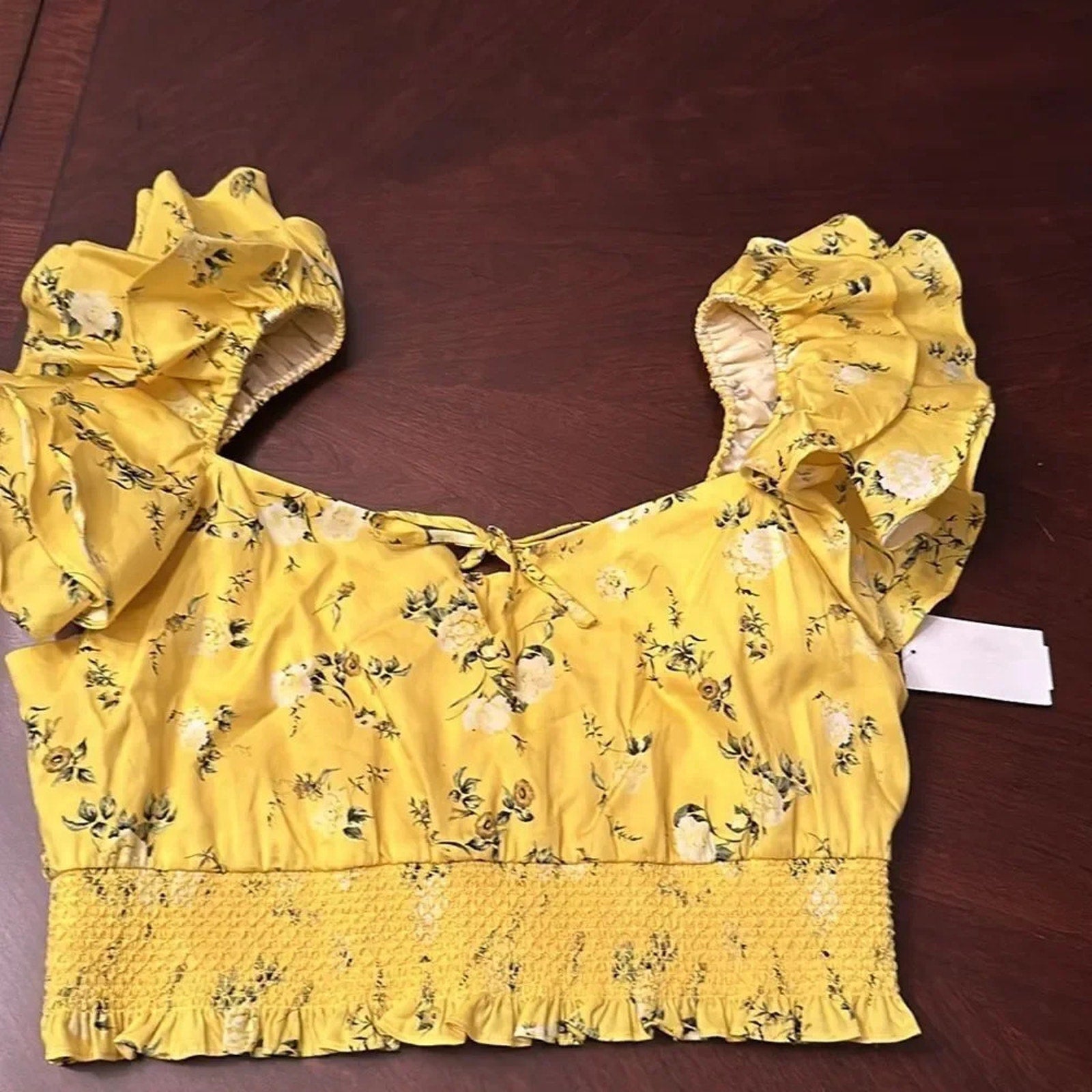 NWOT Alice and Olivia Shanae Floral Print Ruffle Sleeve Crop Top - size XL