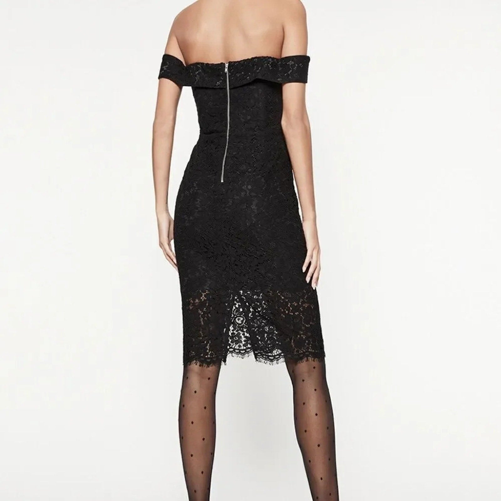 NWOT Bardot BELLA LACE DRESS IN BLACK - size 4