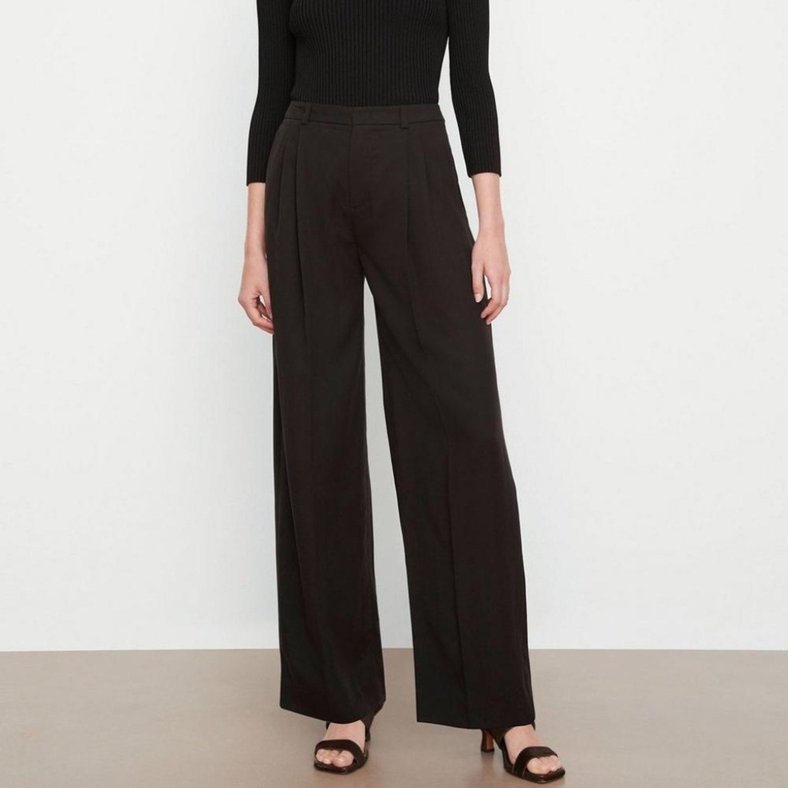 NWT Vince Drop-Waist Pleated Trouser - size 8