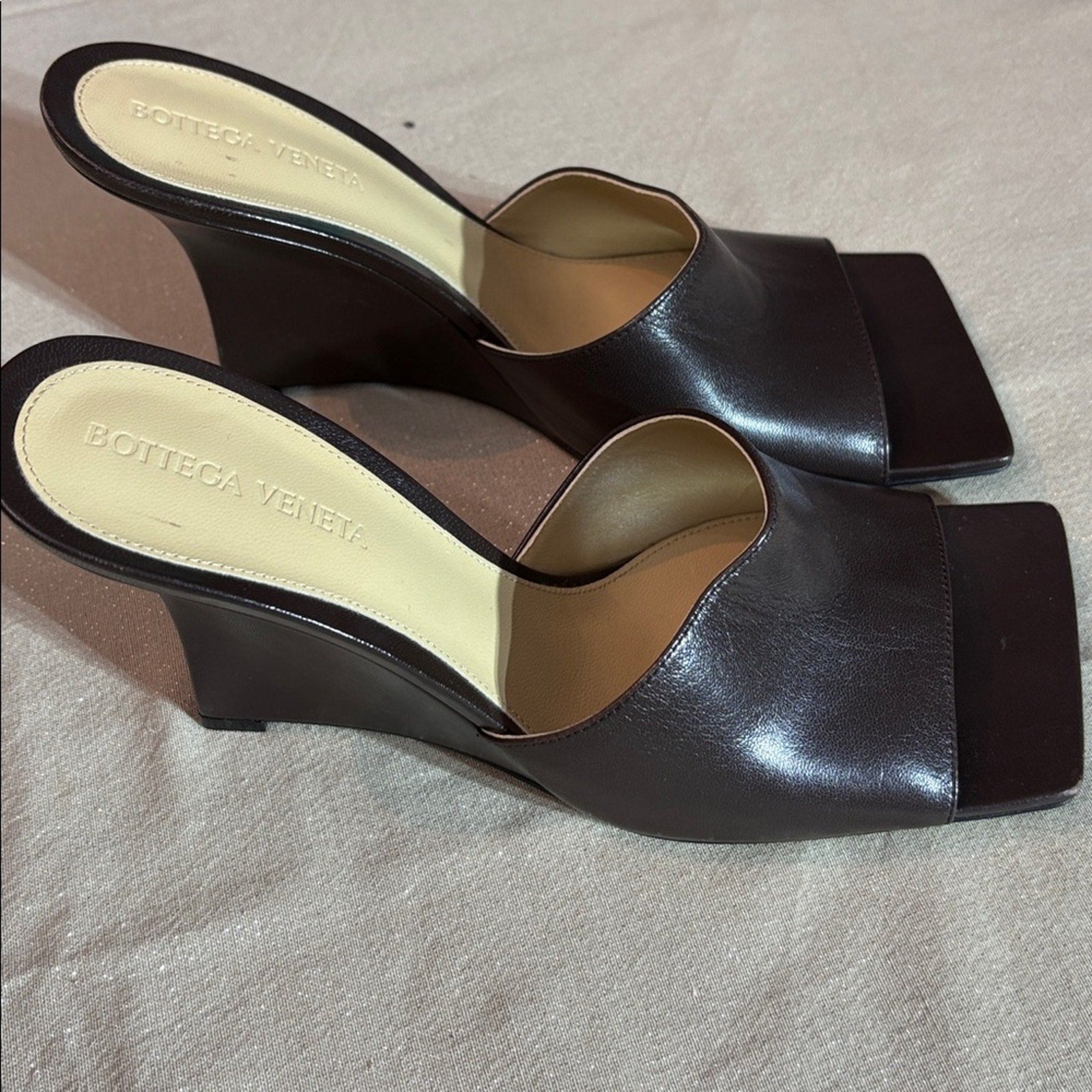 BOTTEGA VENETA Womens Brown Square Toe Wedge Slip On Leather Heeled Sandal - 39
