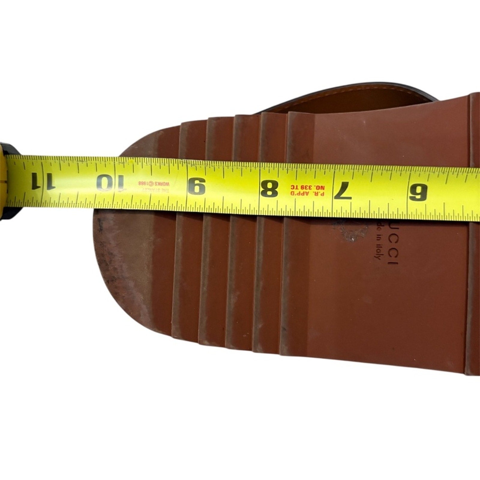 Gucci  interlocking g leather sandals - 8.5