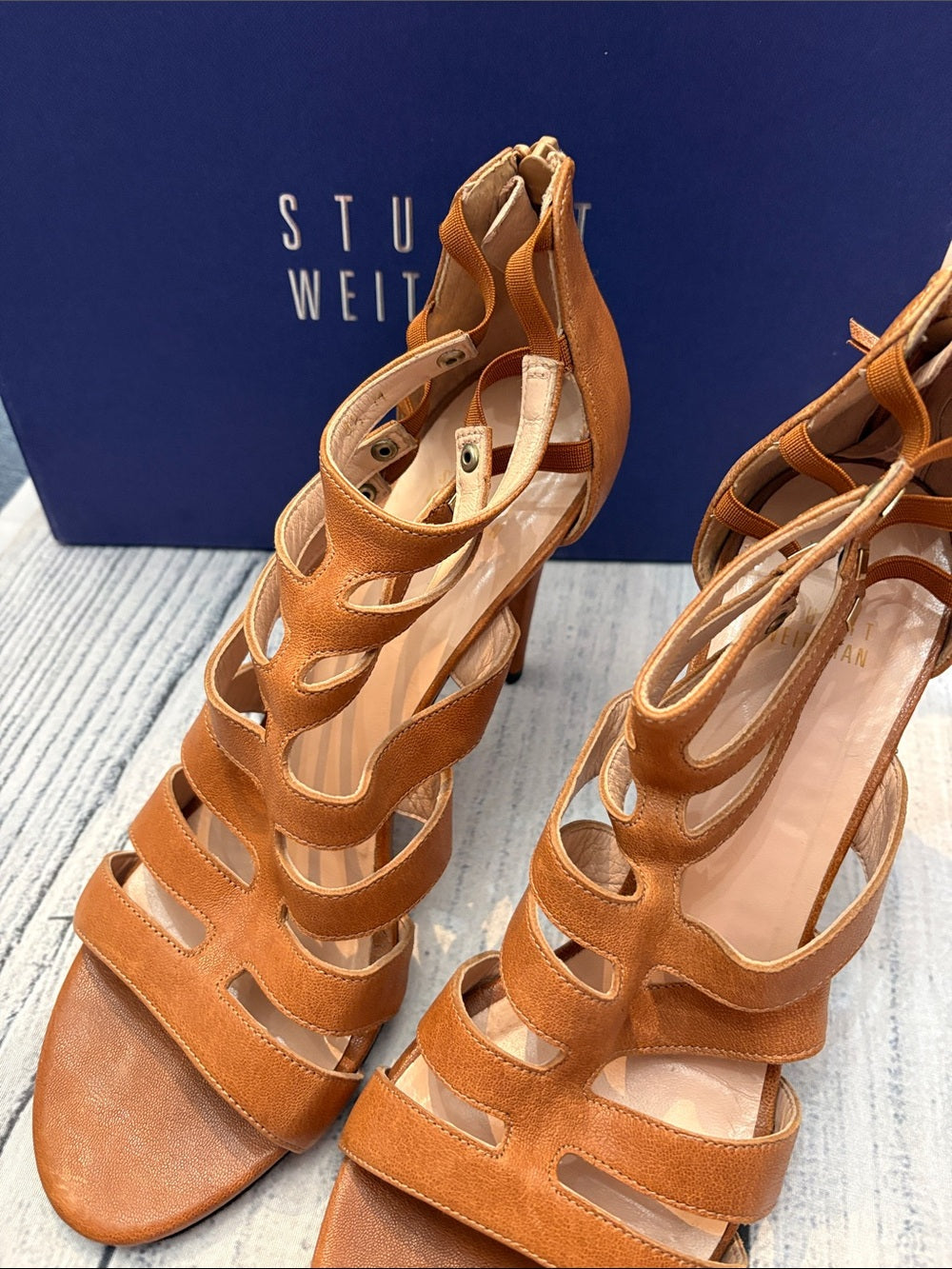 Stuart Weitzman Outing Camel Vecchio Nappa Heel - size 9.5 M 🌟 - Image 4