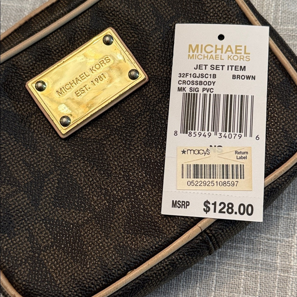 Micheal Kors Jet Set Monogram Bag 🌟 - Image 5