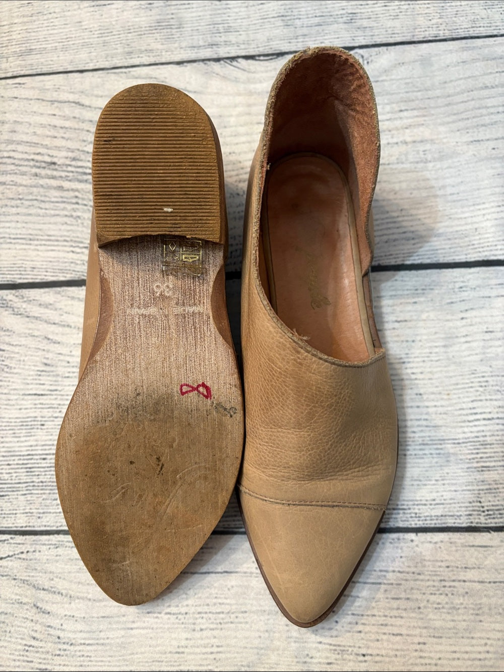 Free People Royale Flats Tan Taupe Cutout Leather Pointed Toe - size 36 🌟 - Image 7