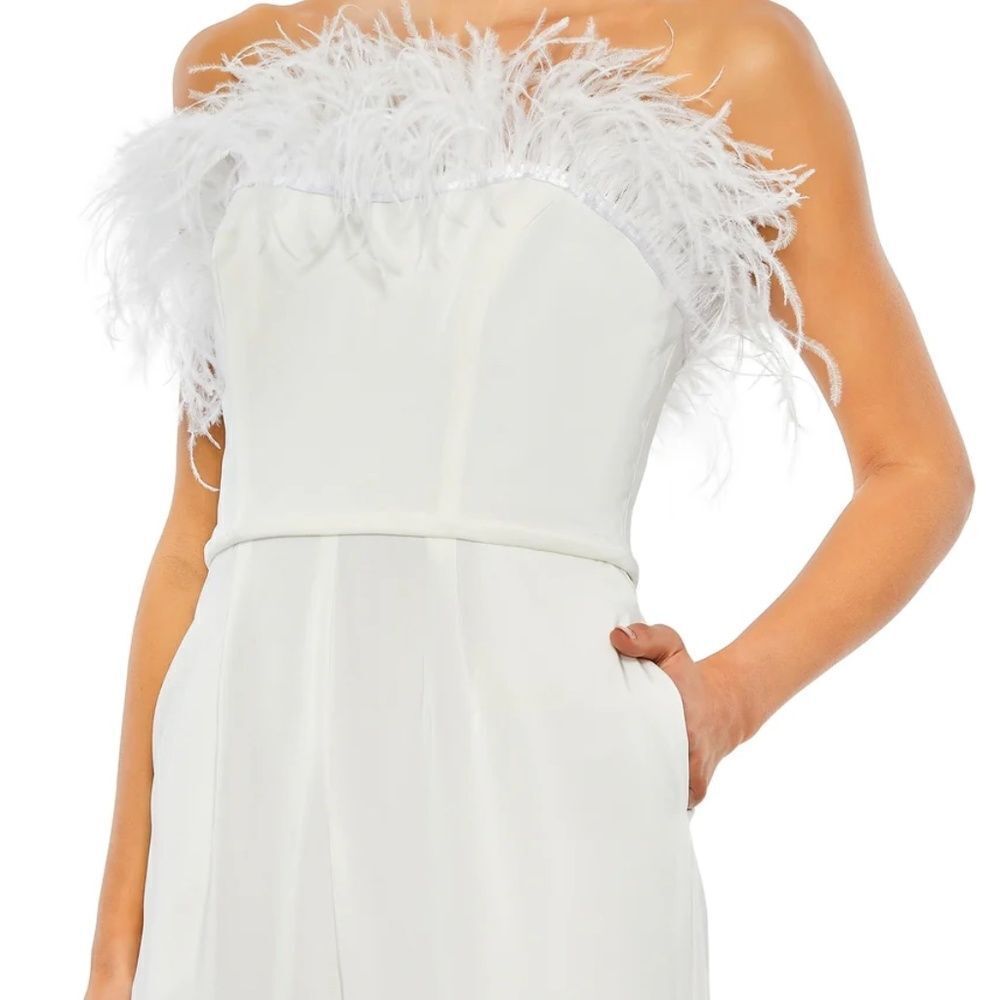 NWT Mac Duggal 68146 STRAPLESS JUMPSUIT WITH FEATHER TRIM