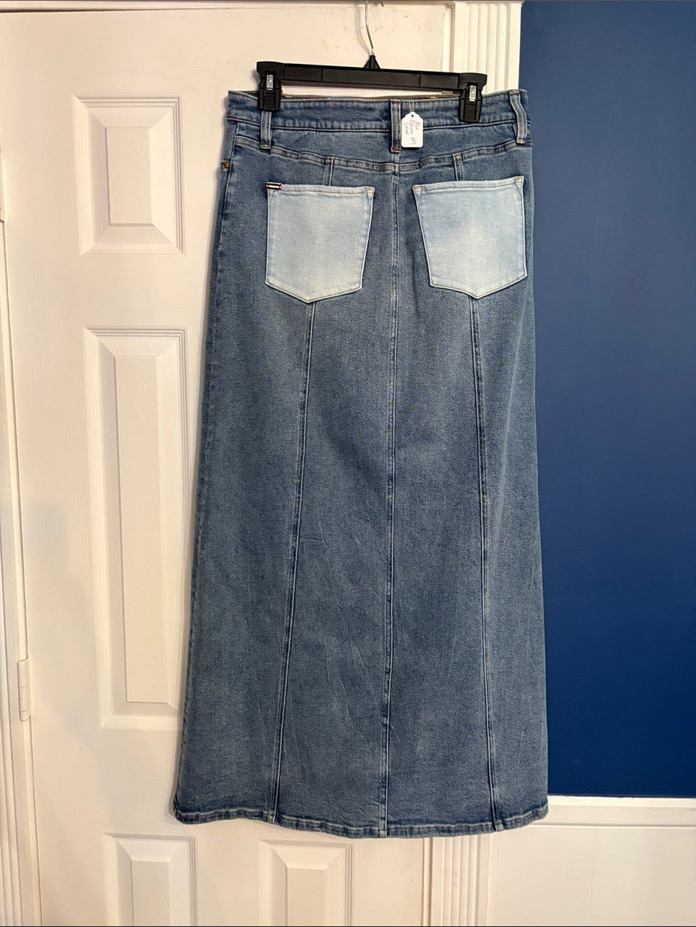 Alice + Olivia Rye Denim Maxi Skirt - 29 🌟 - Image 5