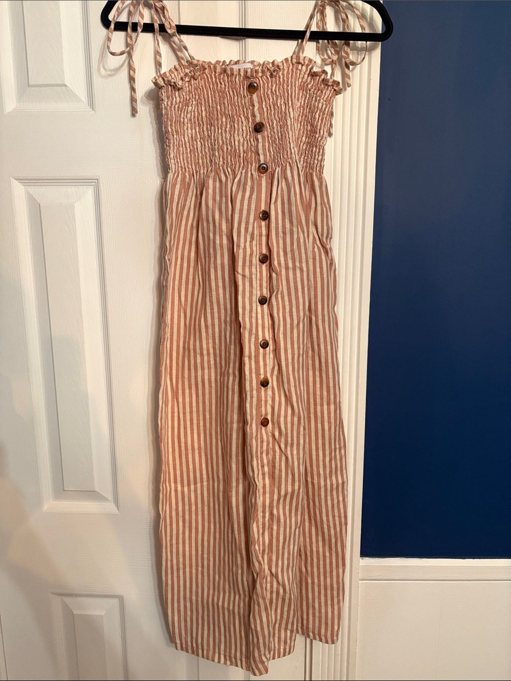 Faithfull Brighton Linen Dress - 4 🌟 - Image 4