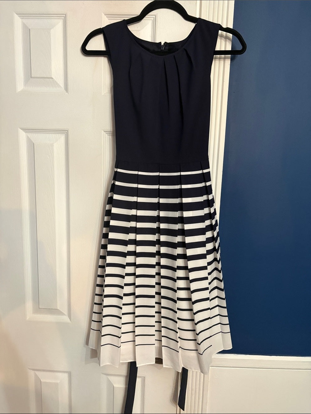 TALBOTS A-Line Petite Fit and Flare Dress - 6P 🌟 - Image 3