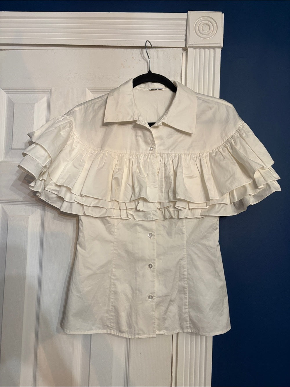 AlEXIS Cotton Style Ruffle Button Up Blouse - XS 🌟 - Image 3