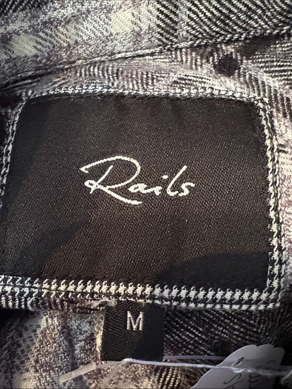 Rails Hunter Plaid Shirt In Midnight Snow - size M 🌟 - Image 3