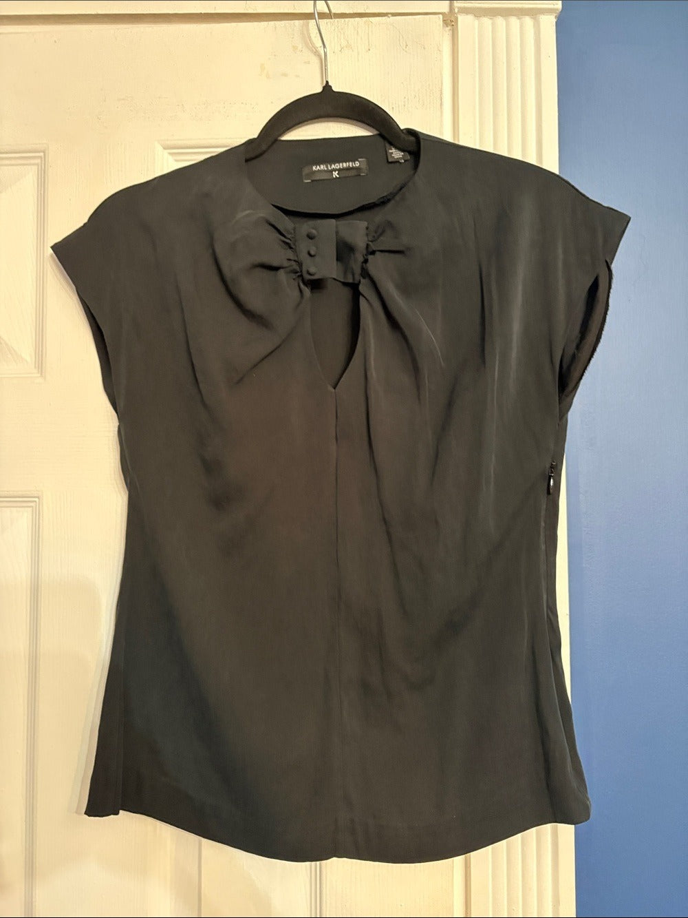 Karl Lagerfeld silk blouse - size small 🌟 - Image 3