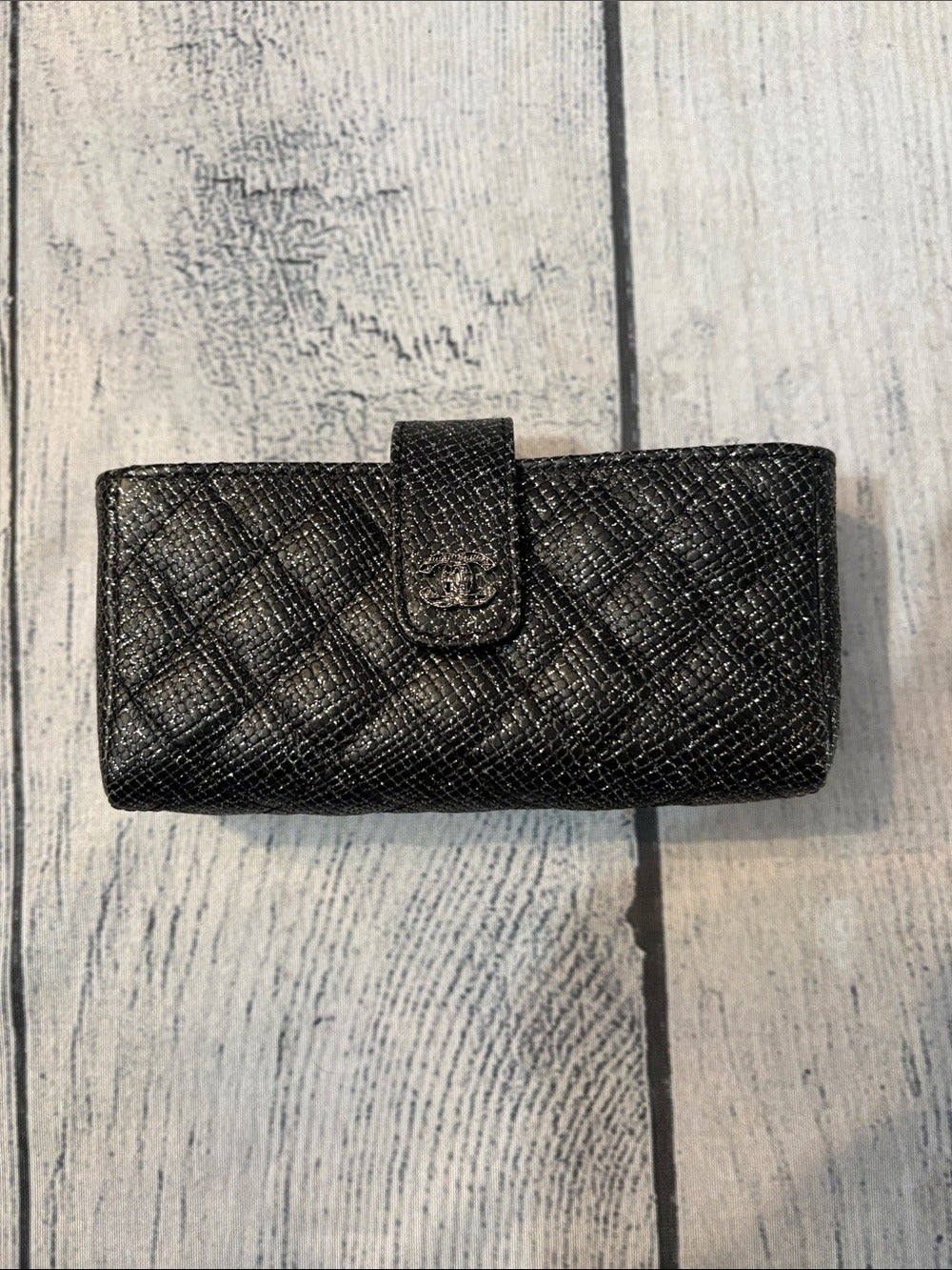 Chanel Black Shimmering Quilted Leather CC Phone Pouch 🌟 - Image 2