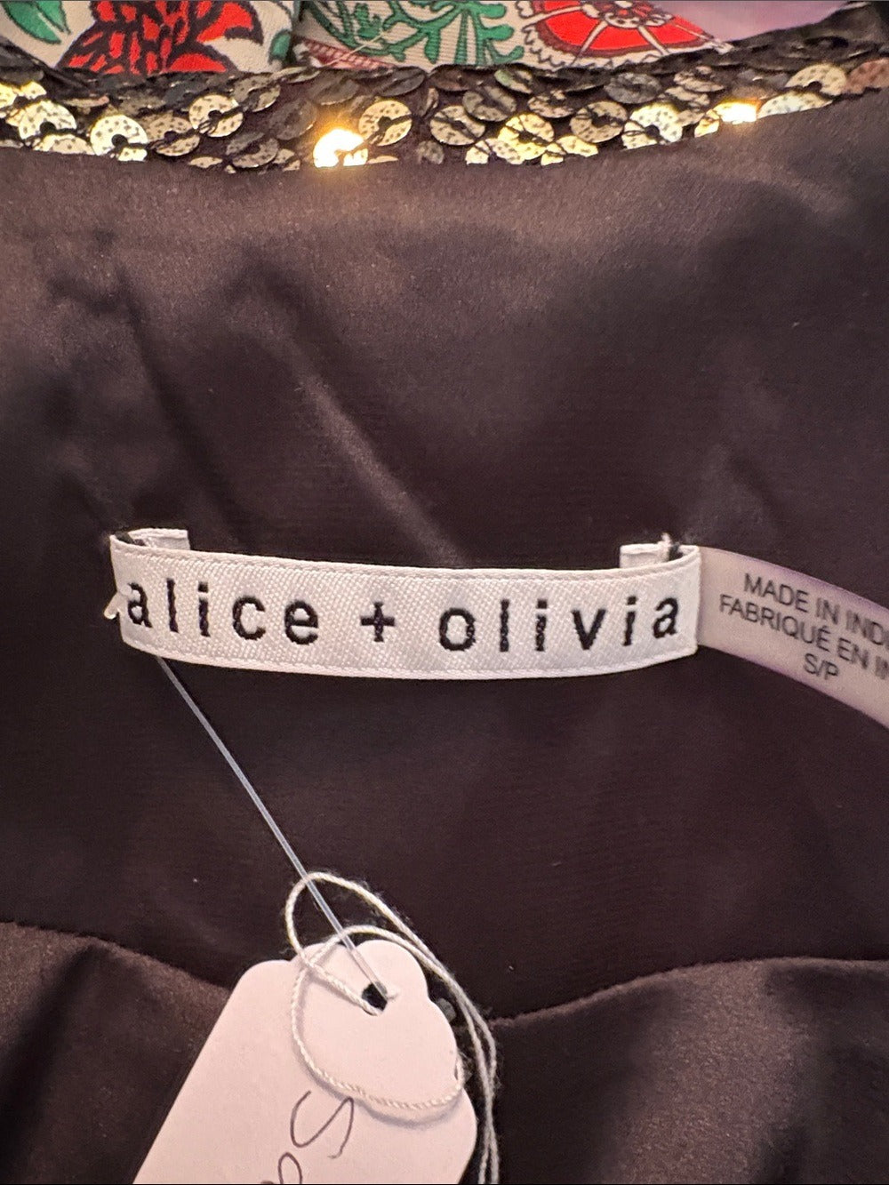 Alice + Olivia Oversized Sequin Gold Blazer - S 🌟 - Image 4