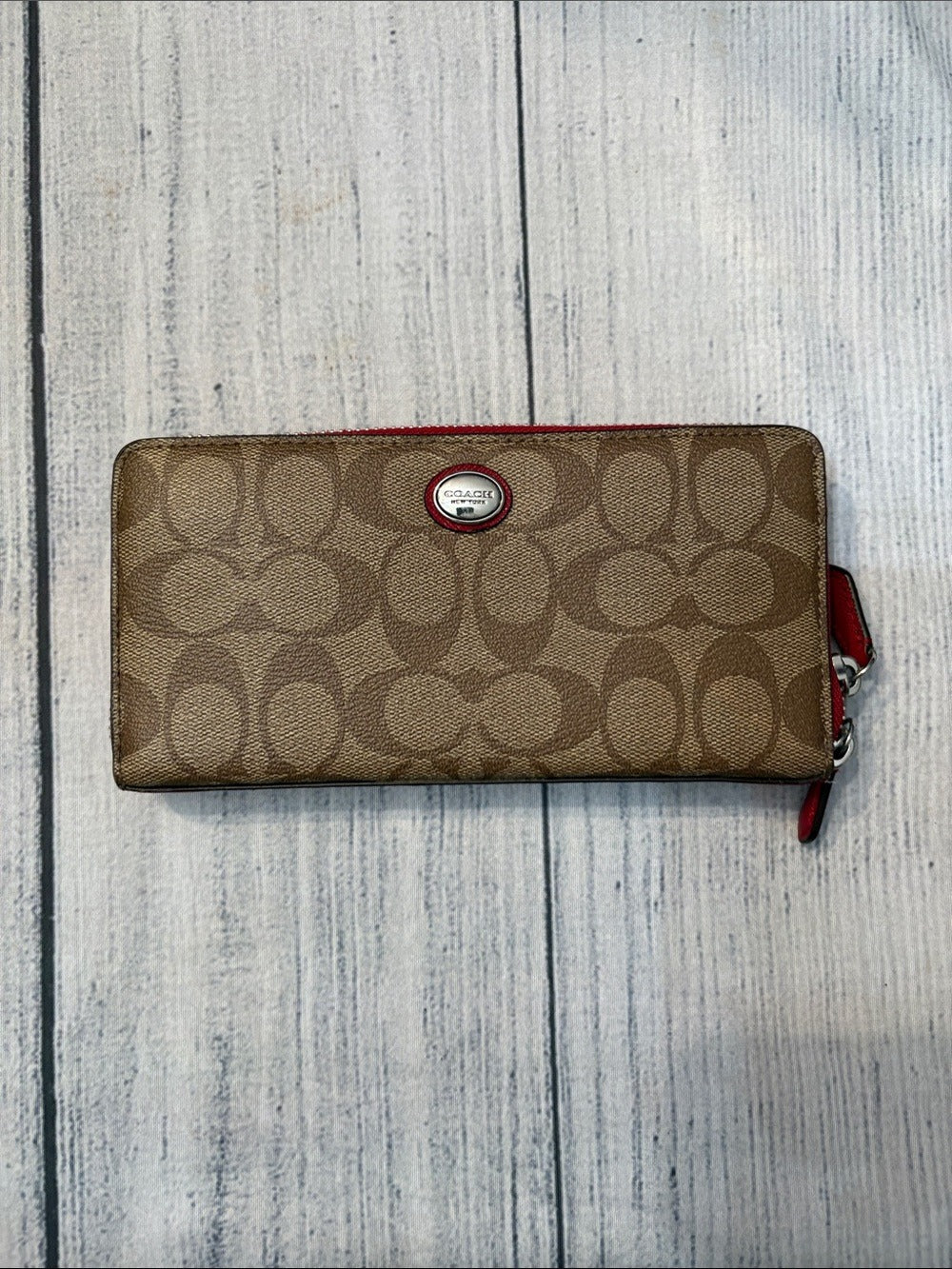 Coach Peyton Signature Monogram Wallet 🌟 - Image 4