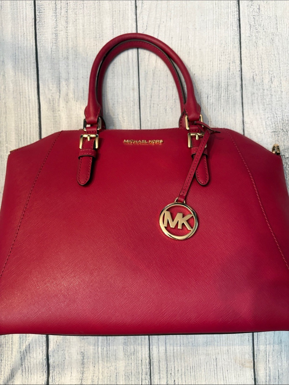 Micheal Micheal Kors Saffiano Leather Handbag 🌟 - Image 4