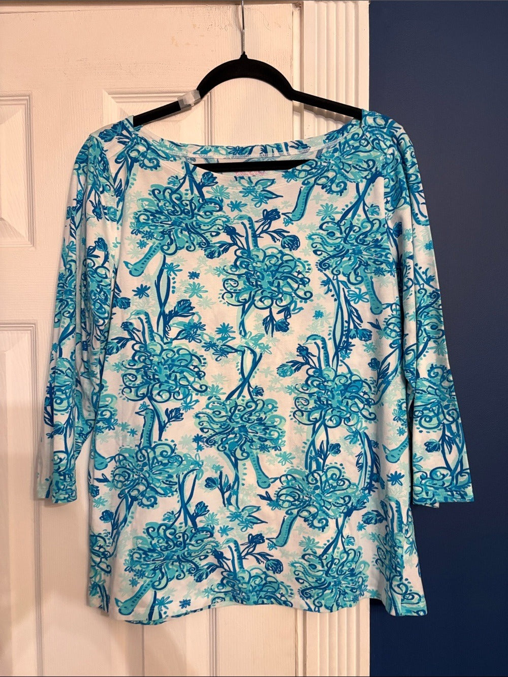 Lilly Pulitzer Andie Top Resort White Blue Back It up Ostrich - size XL - Image 5