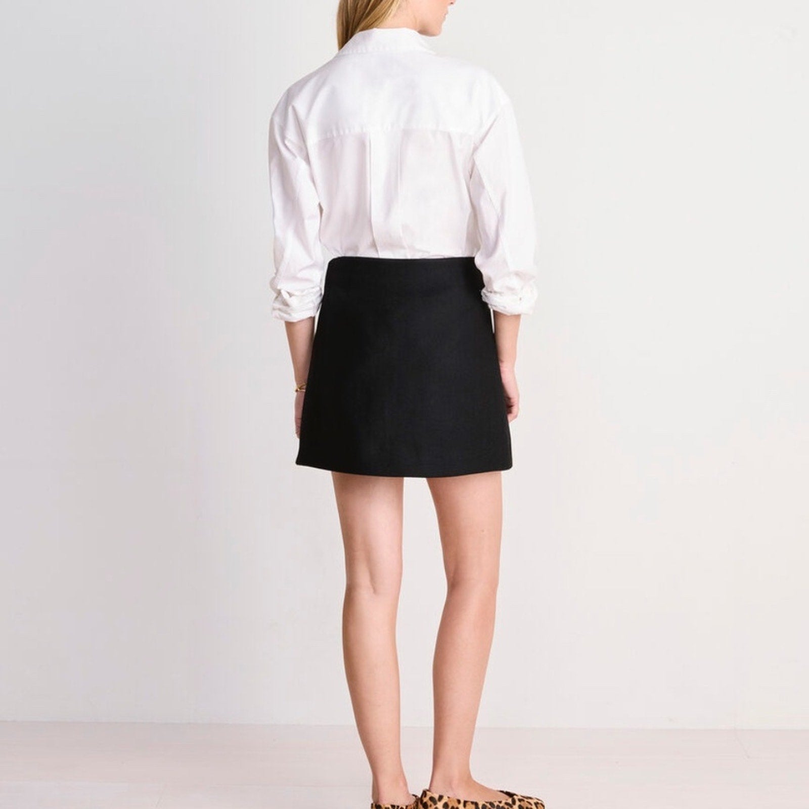 NWT Vineyards Vines Meg wool Mini Skirt - size M