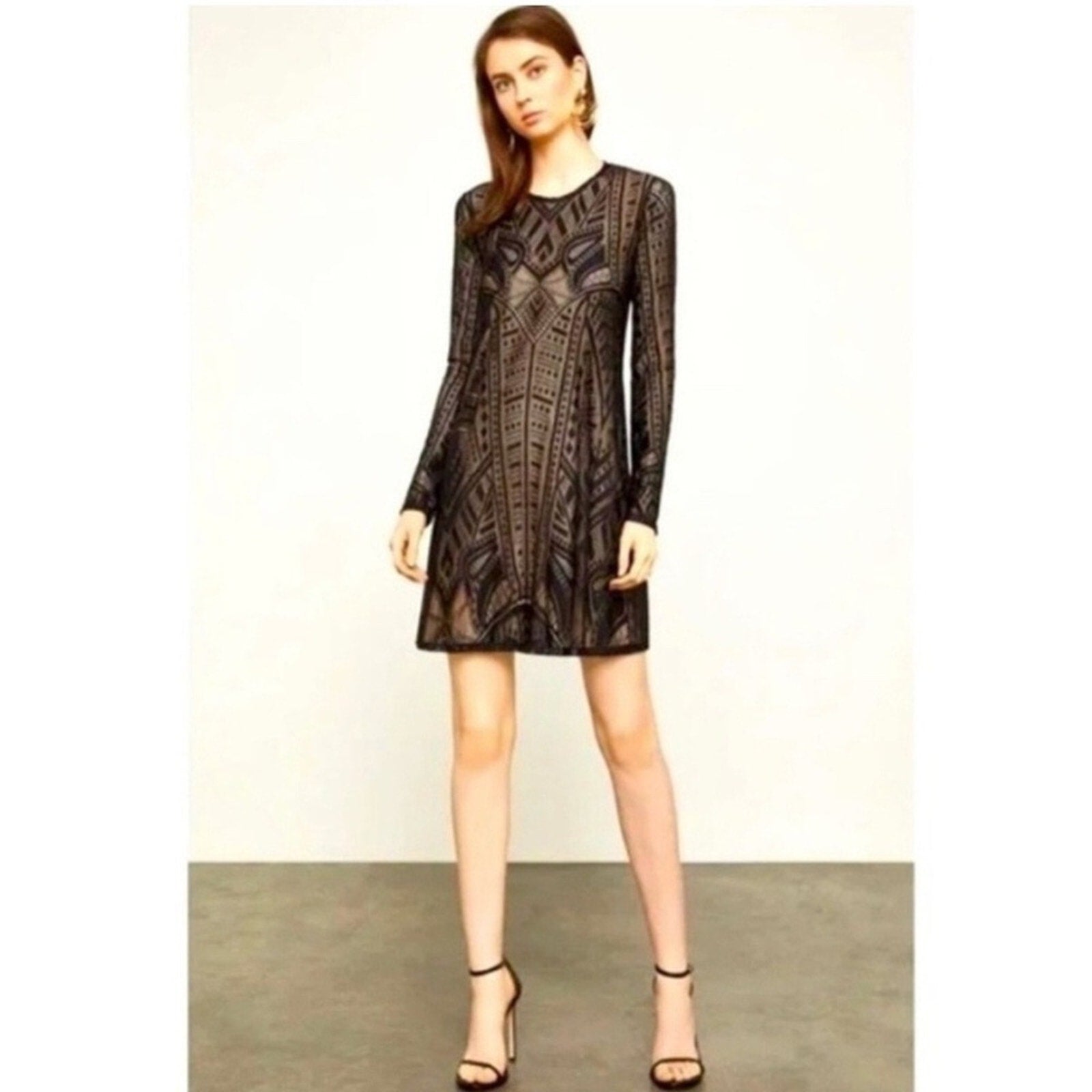 BCBGMaxazria Natyly Black Nude Lace Long Sleeve Mini Dress - size M