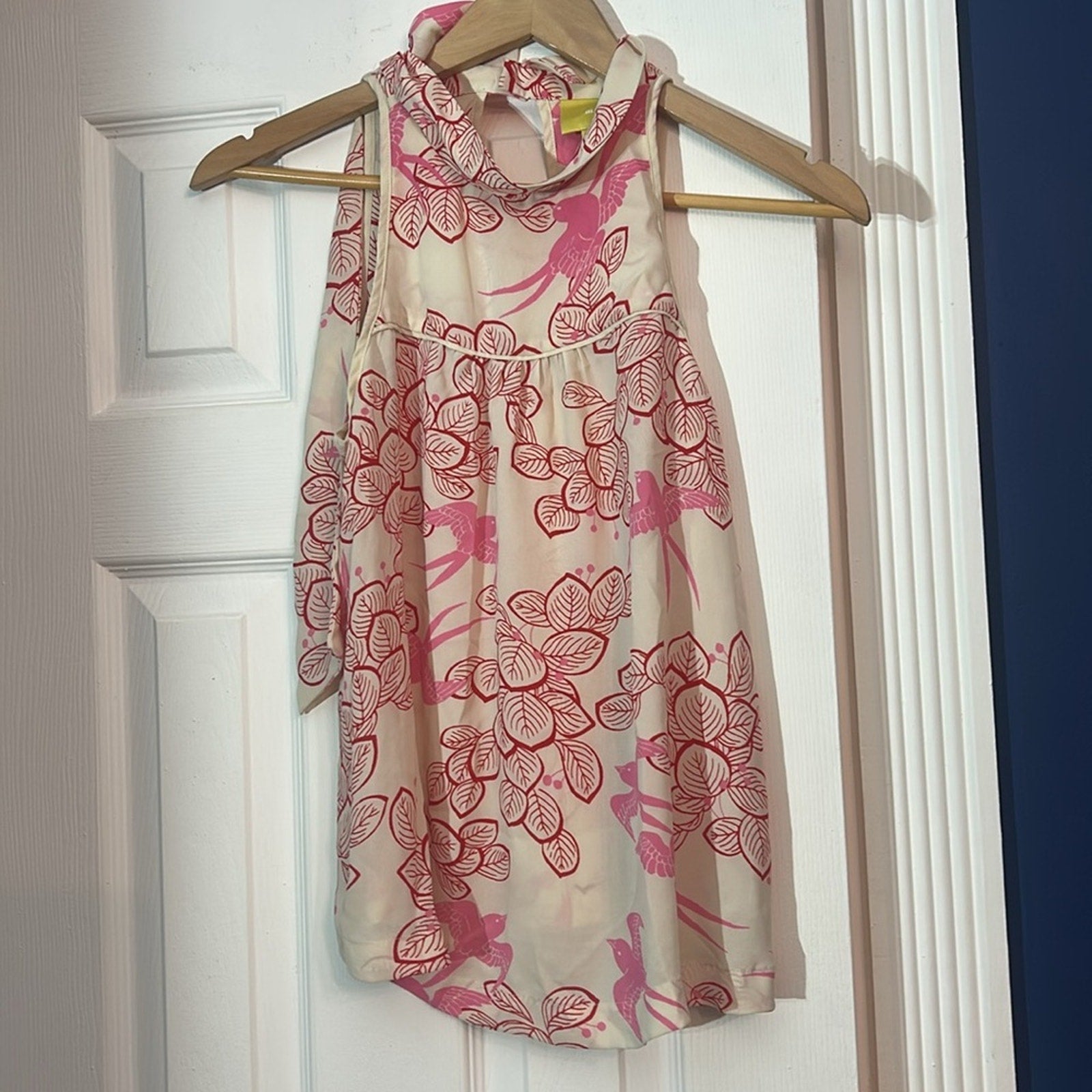 Maeve Anthropologie Elata Pink Bird Floral Leaf Print Sleeveless Blouse - size 0