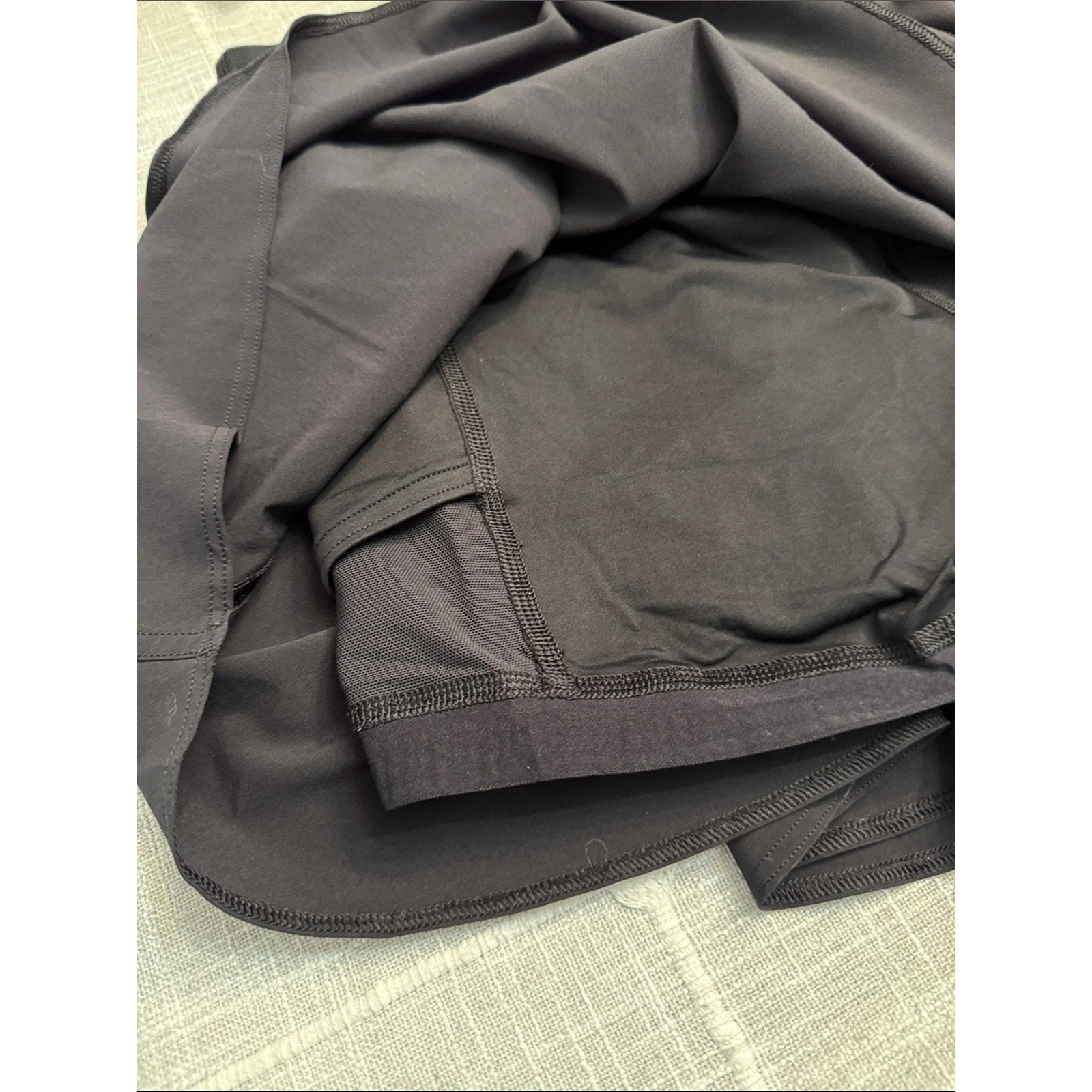 Lululemon Court Rival High Rise Skirt - 6 🌟
