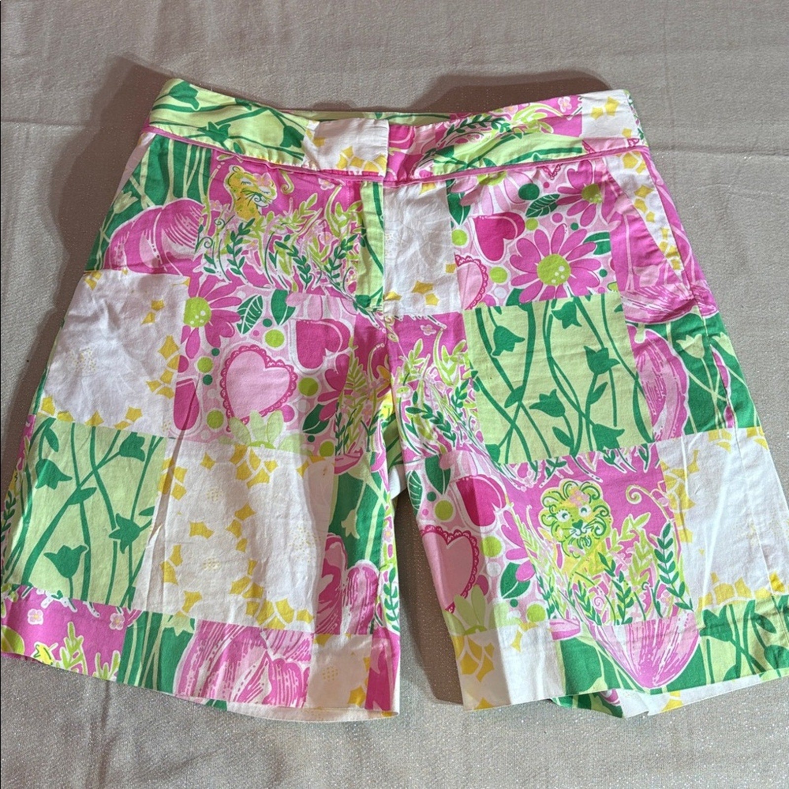Lilly Pulitzer Derby Patch White Pink Green High-Rise Golf Cart Shorts - size 6
