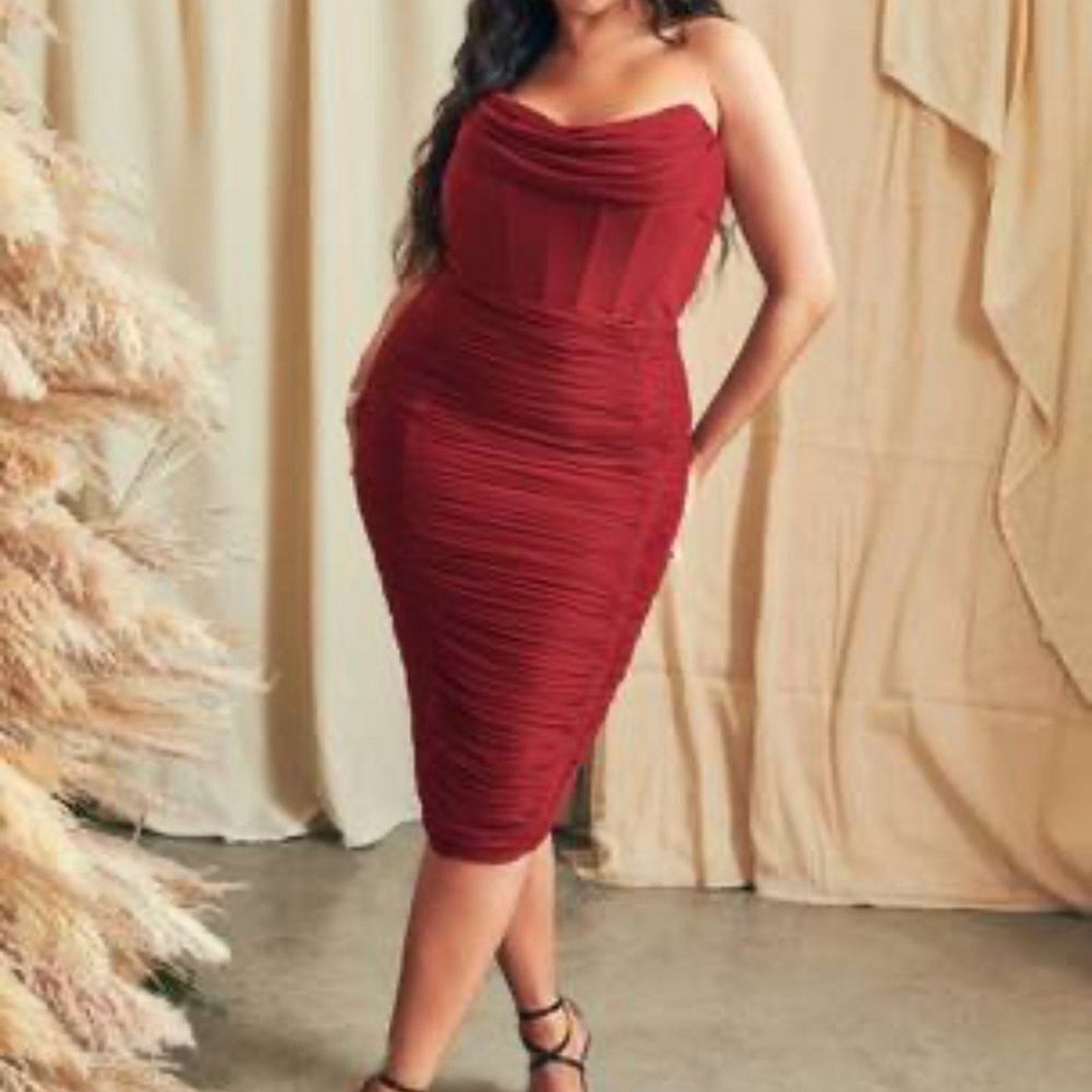 NWT Lavish Alice MESH CORSET STRAPLESS MIDI DRESS IN BURGUNDY - size 16