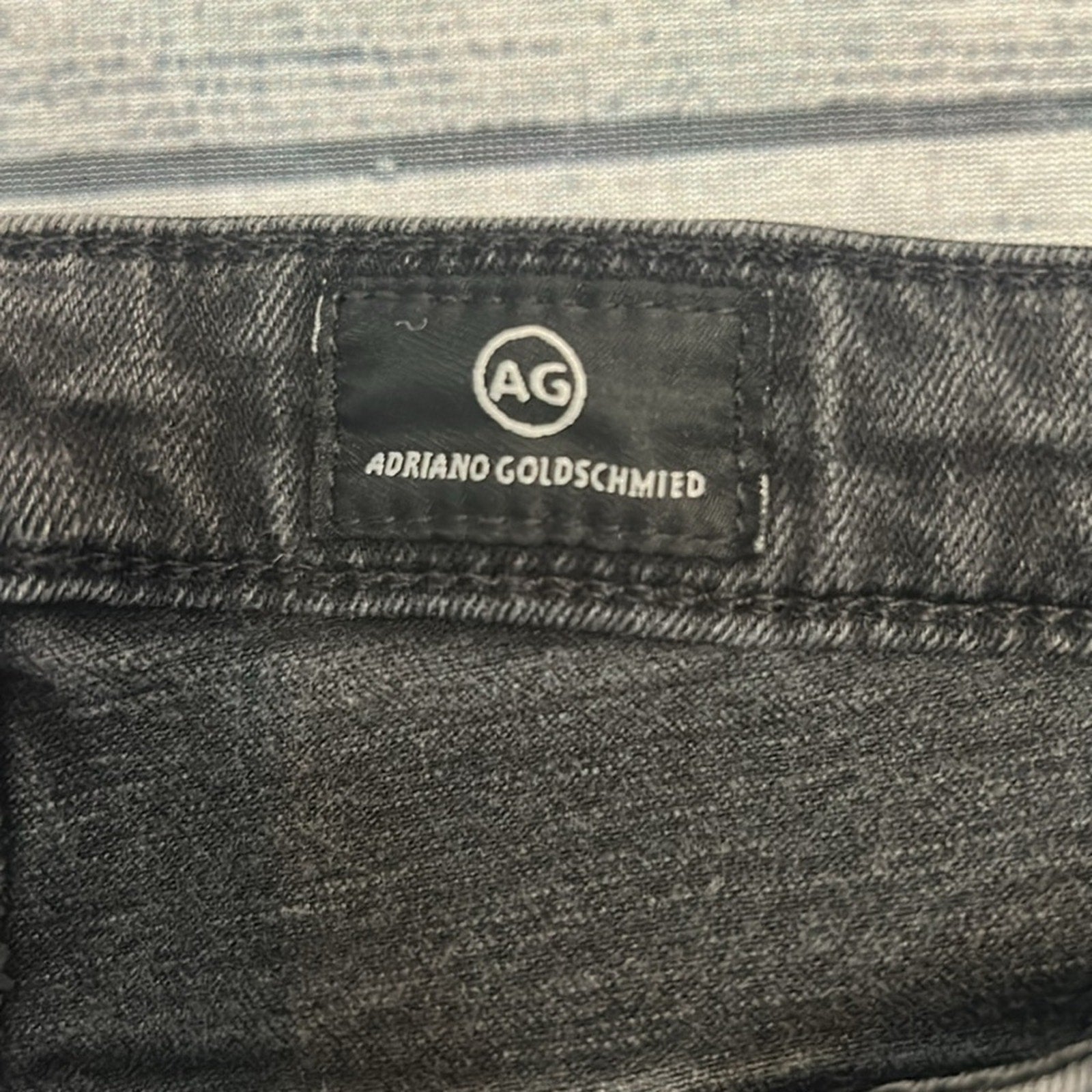 AG Adriano Goldschmied The legging Ankle Super Skinny Distressed Jeans Size 29R