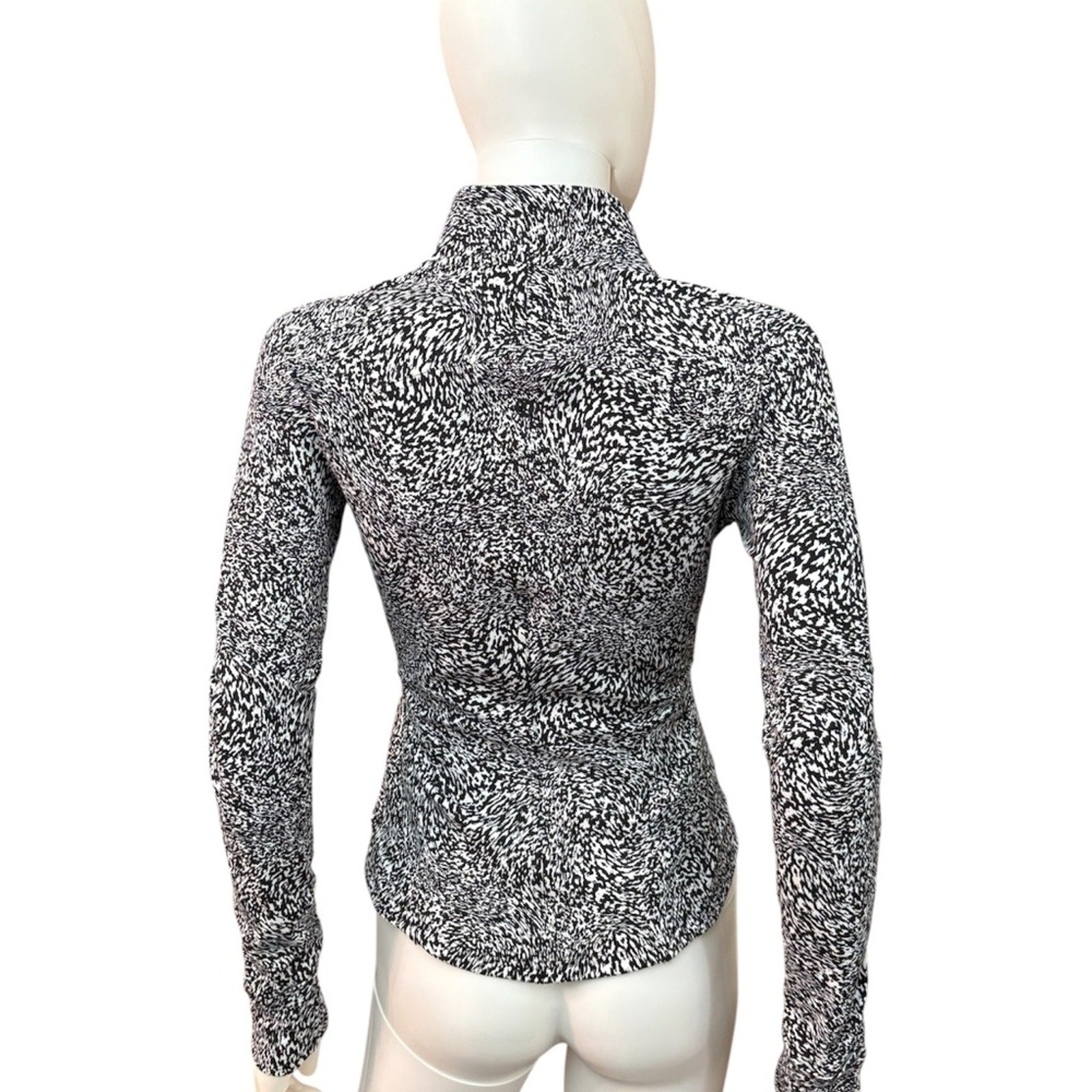 Lululemon Instill Jacket Warped Grain Alpine White Black - size 4