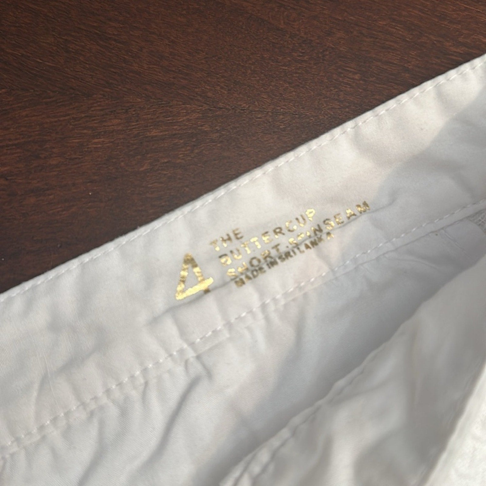 Lilly Pulitzer Scalloped Buttercup Shorts, Resort White, Size 4